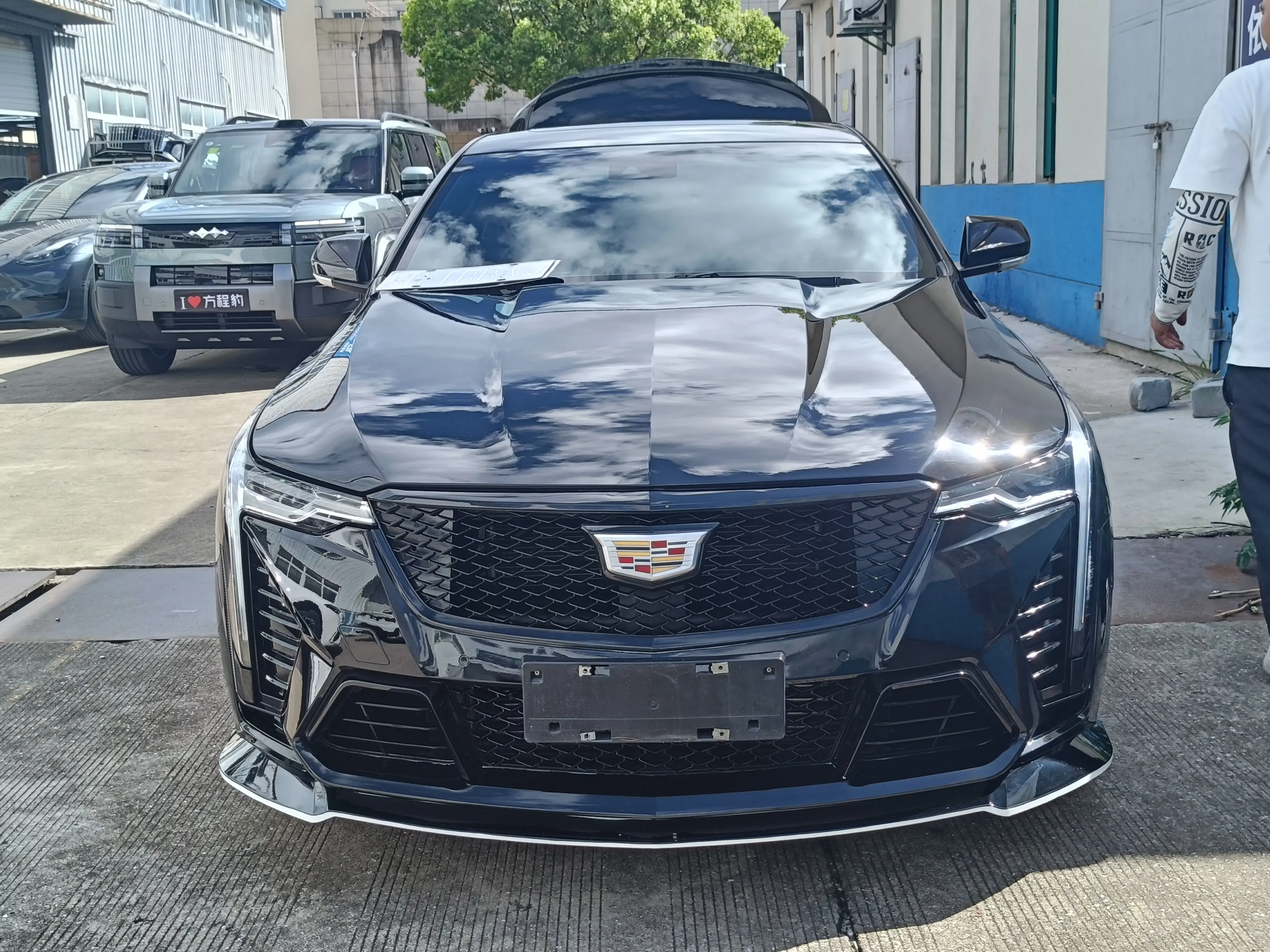 Cadillac CT4  из Китая