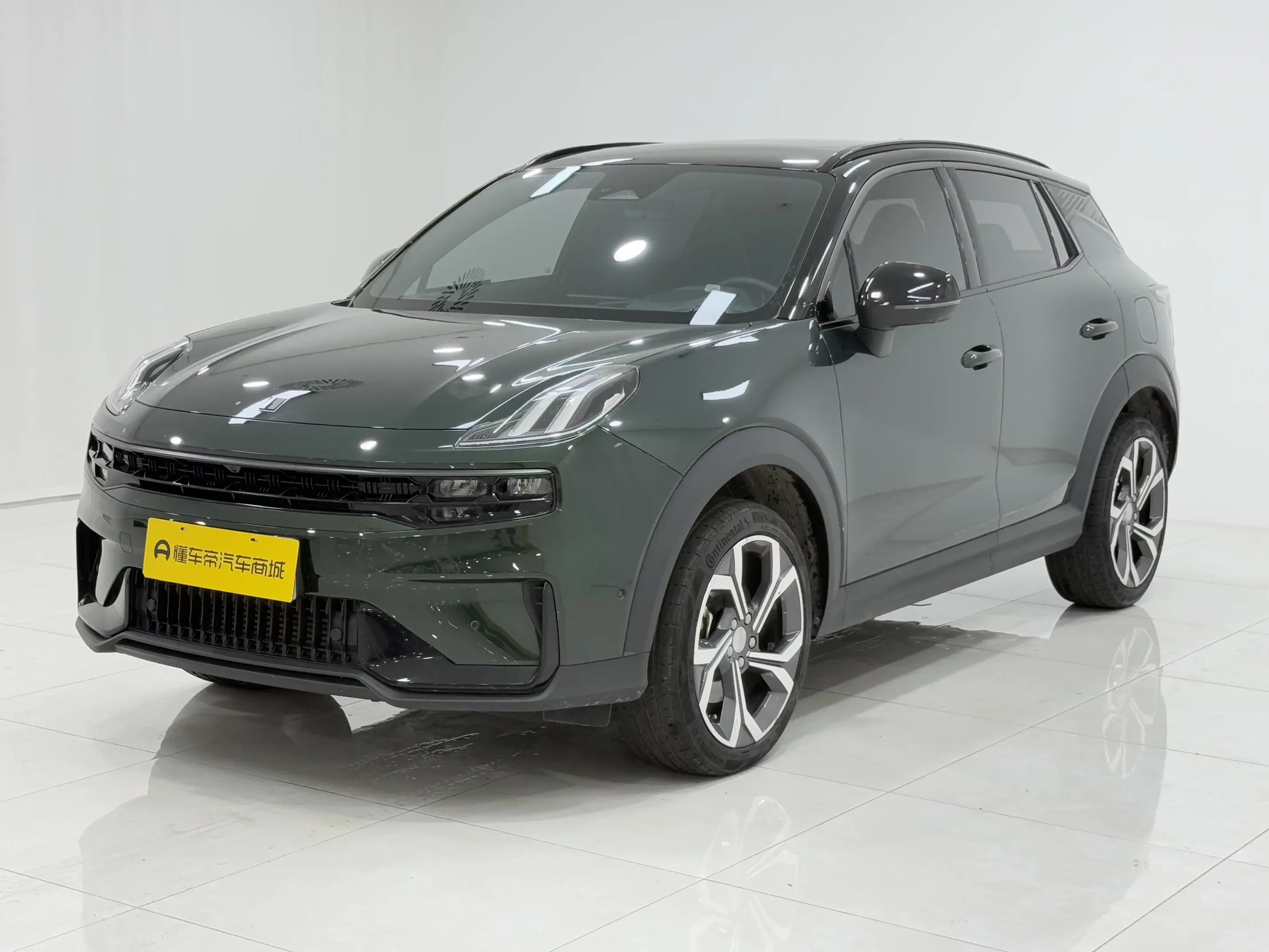 Lynk & Co 06