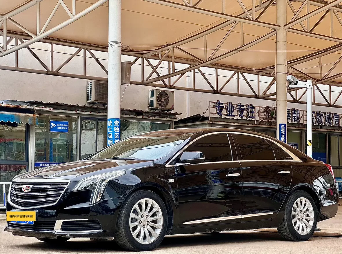 Cadillac XTS