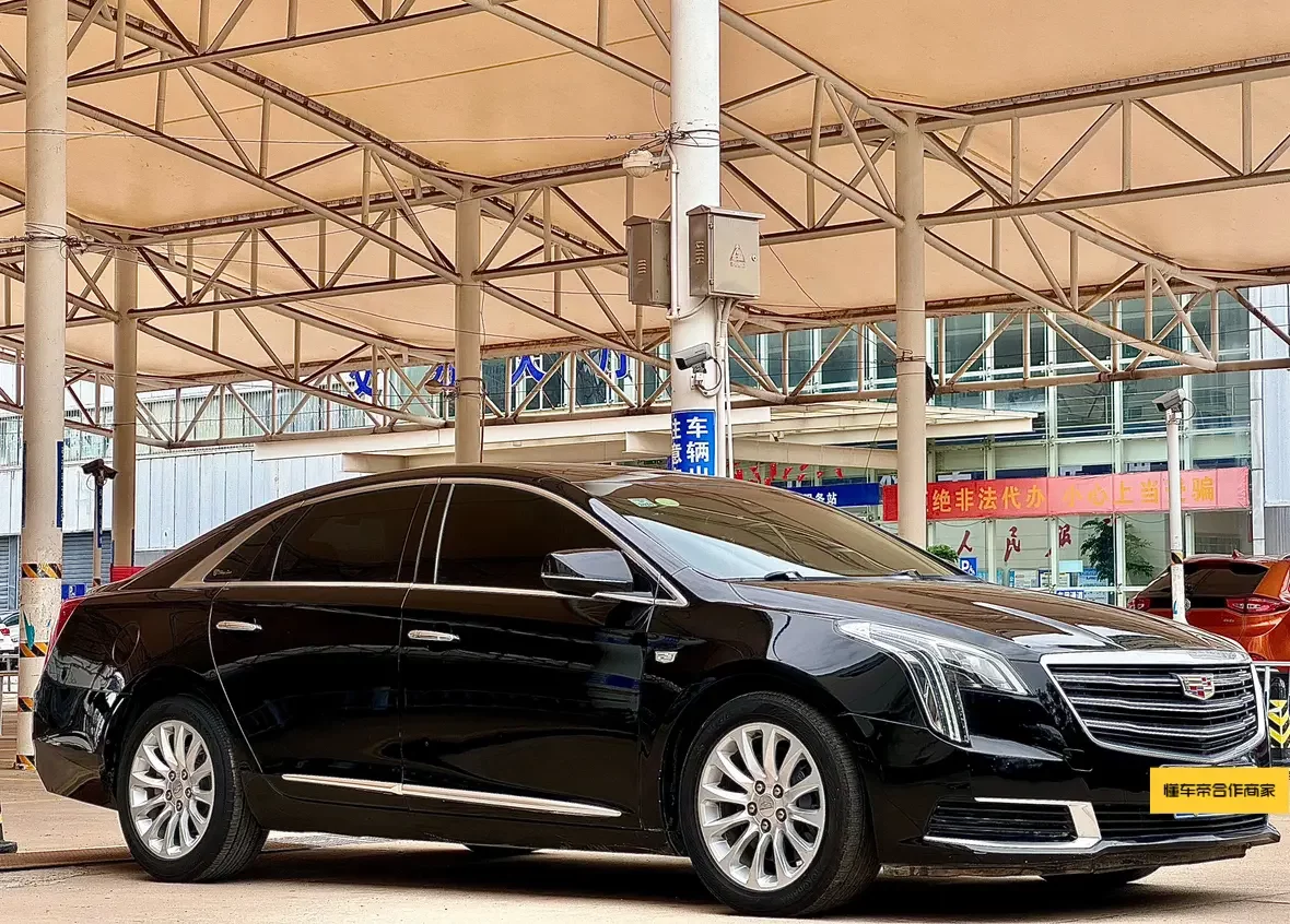 Cadillac XTS