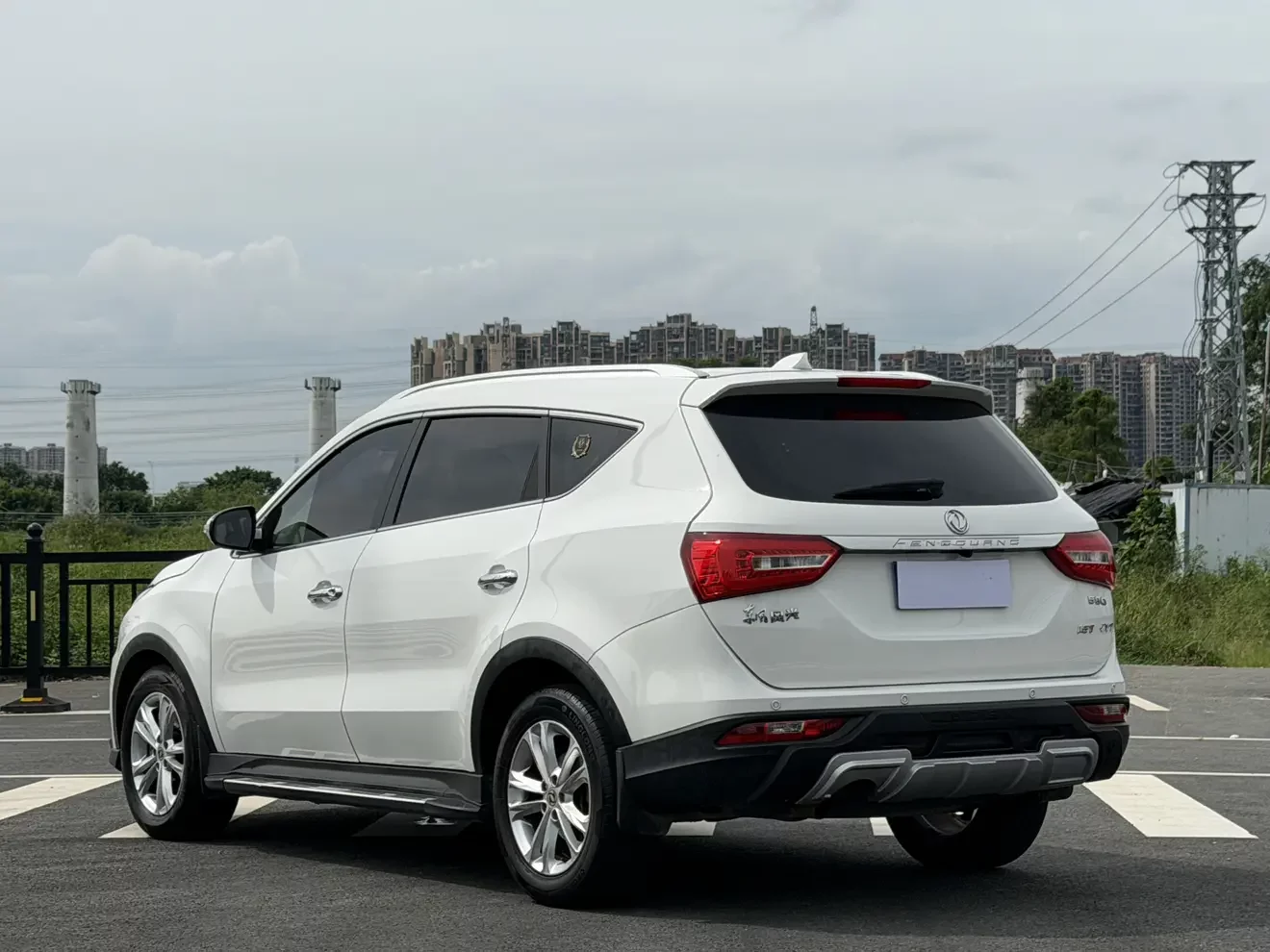 Dongfeng Fengon 580