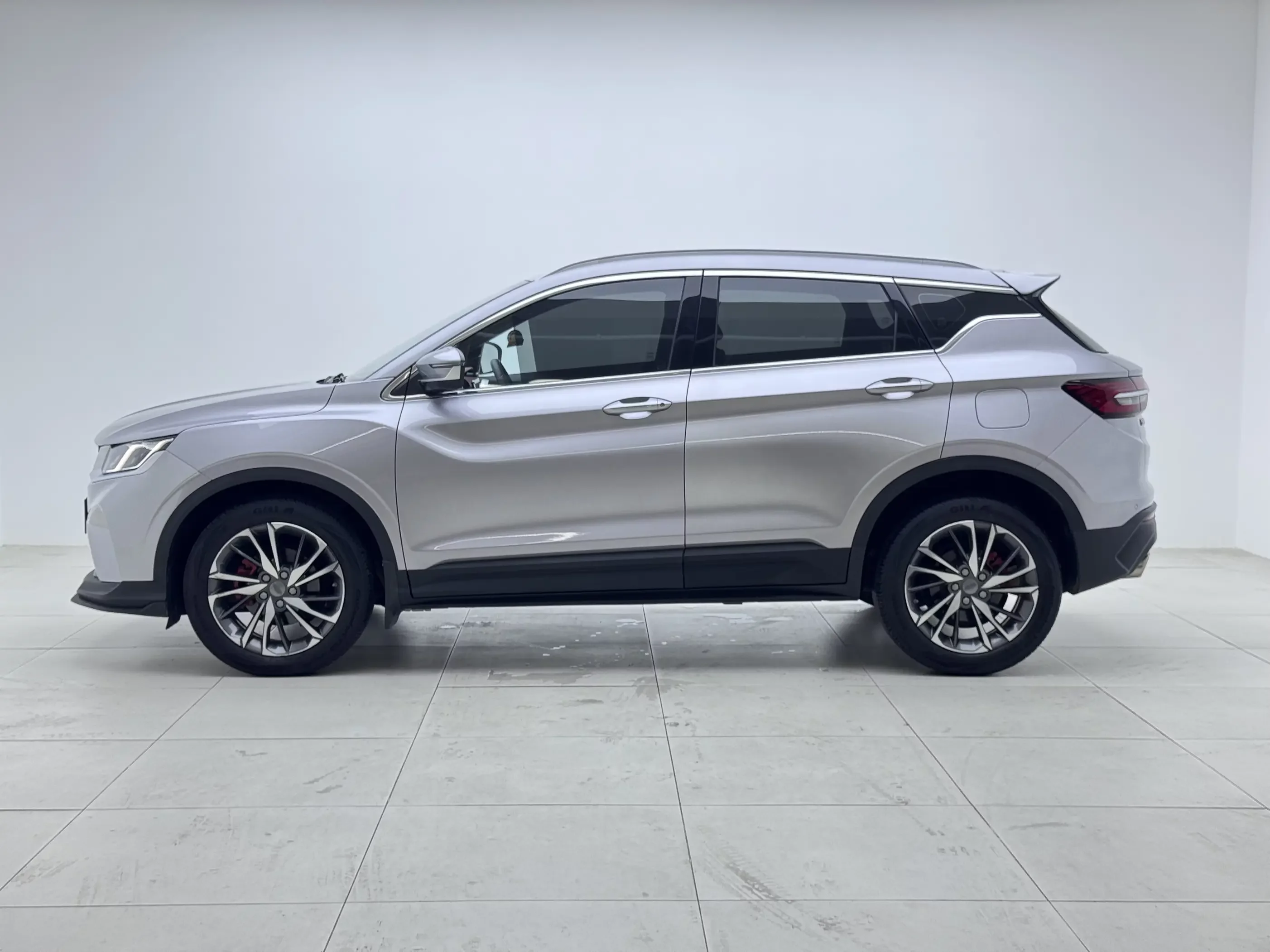 Geely Coolray SX11
