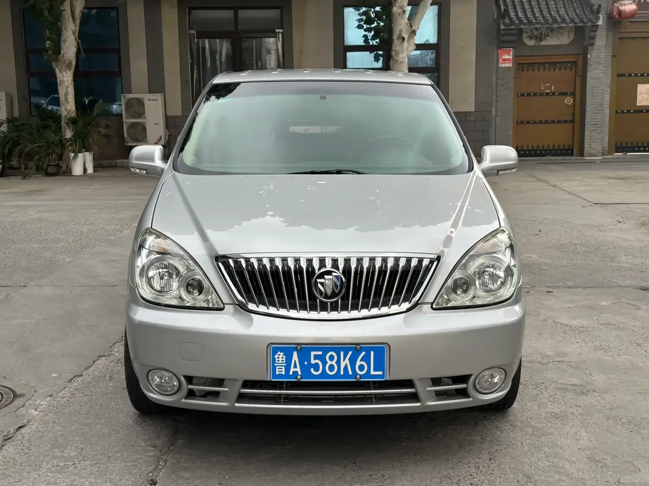 Buick GL8