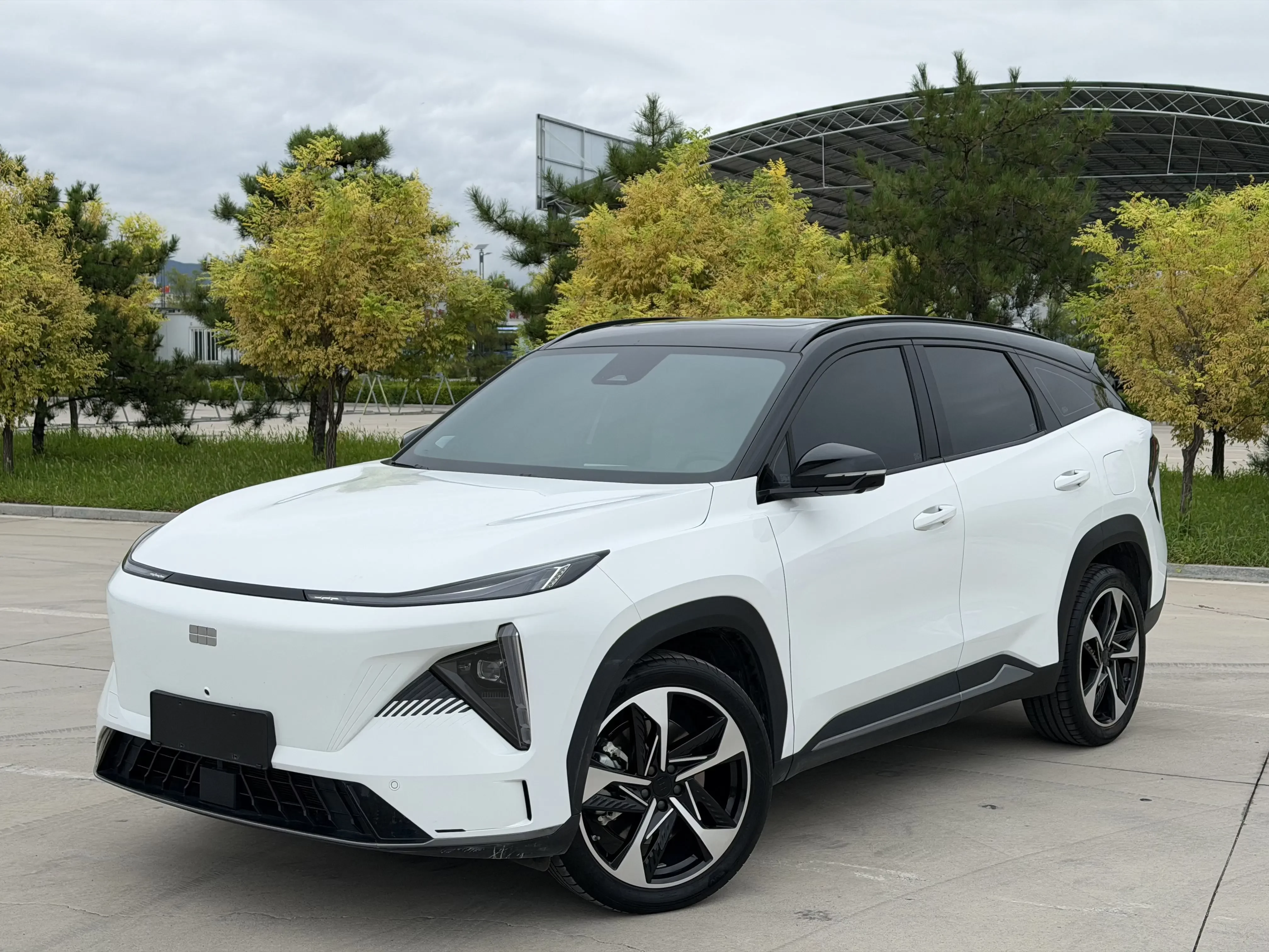 Geely Galaxy L7