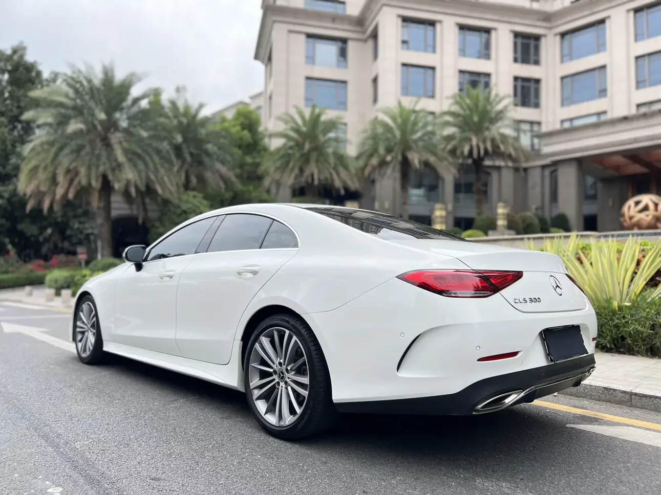 Mercedes-Benz CLS