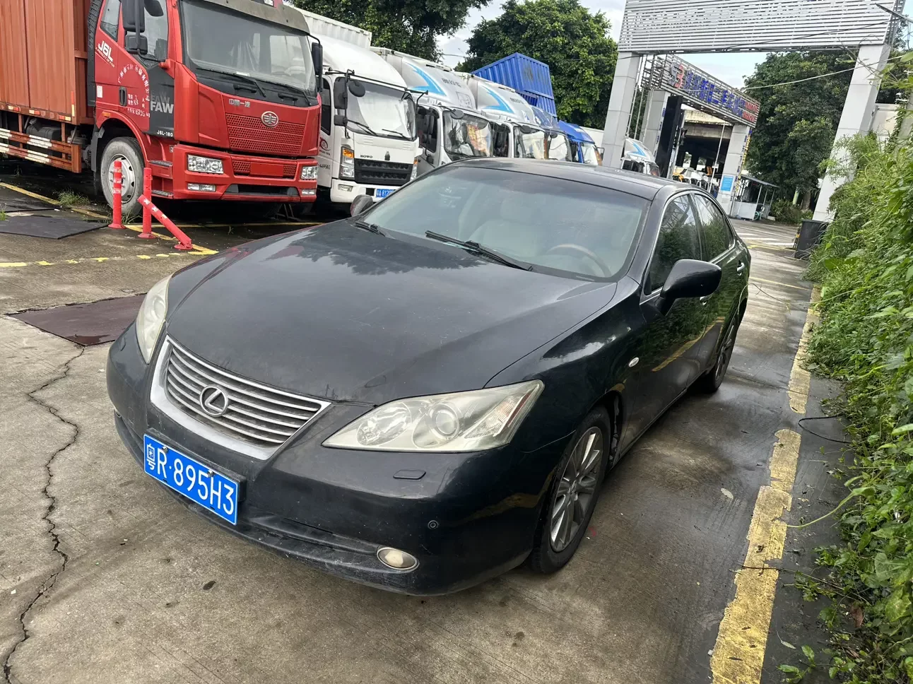 Lexus ES