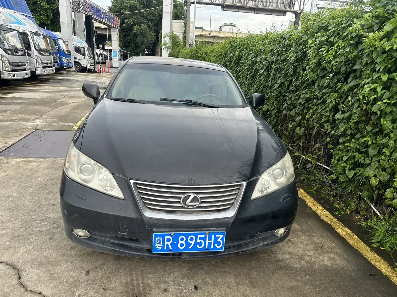 Lexus ES