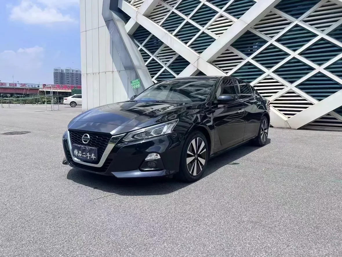 NISSAN TEANA