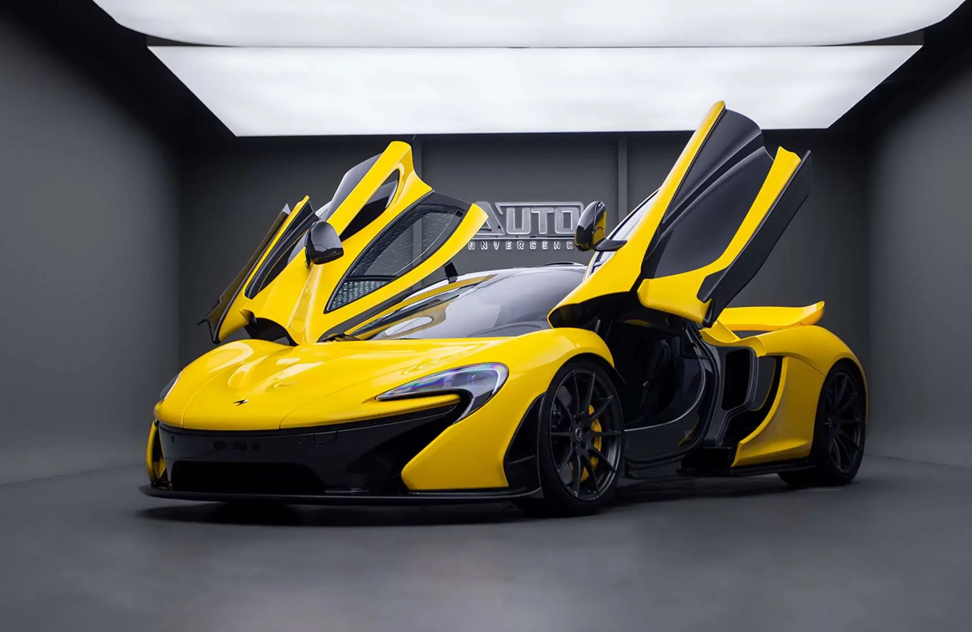 McLaren P1