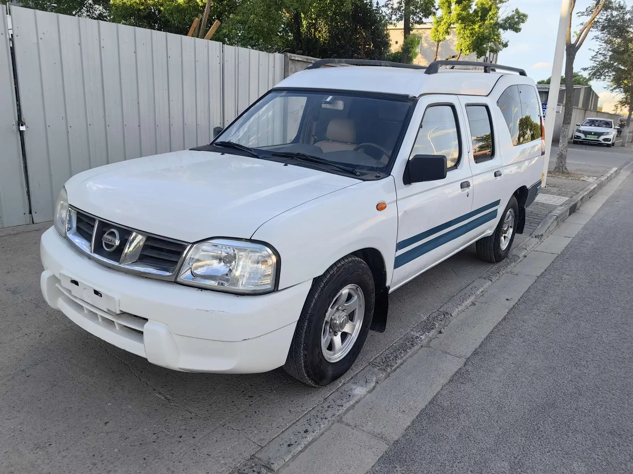 Nissan D22