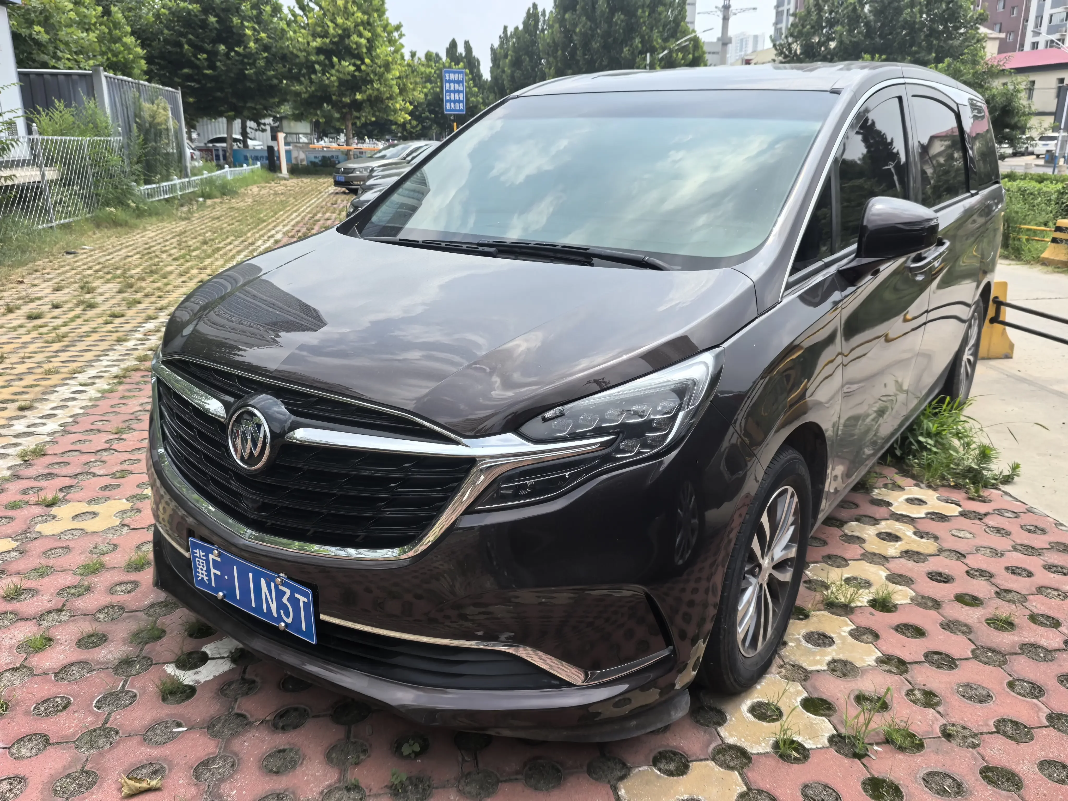Buick GL8