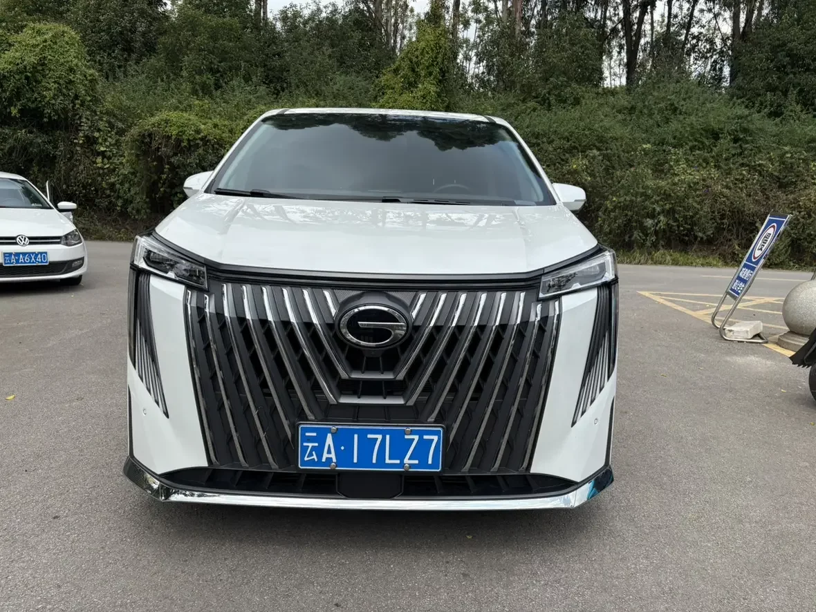 GAC Trumpchi M8