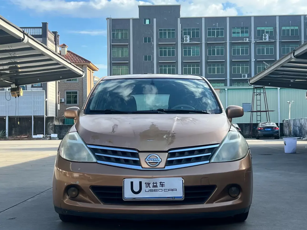 Nissan Tiida  из Китая