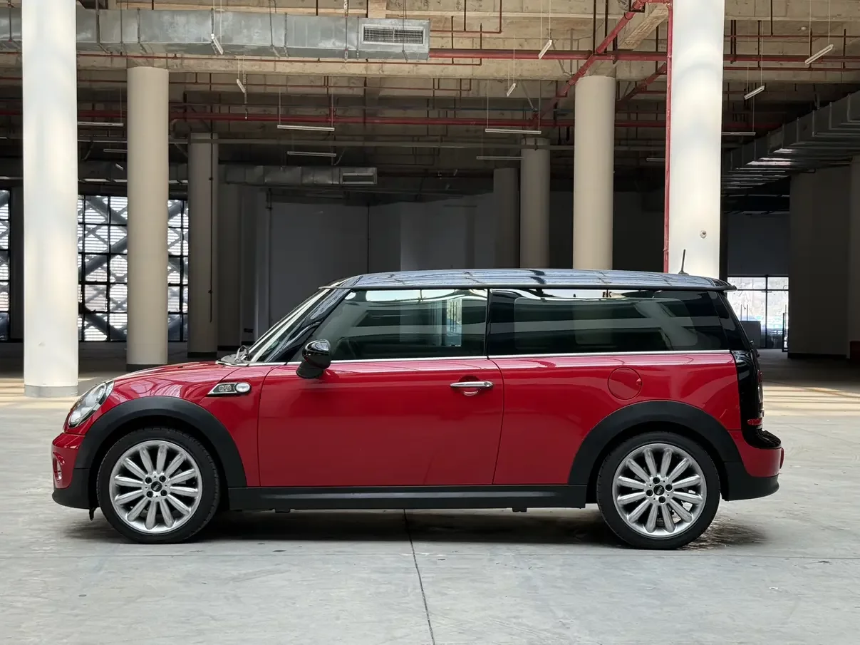 MINI CLUBMAN