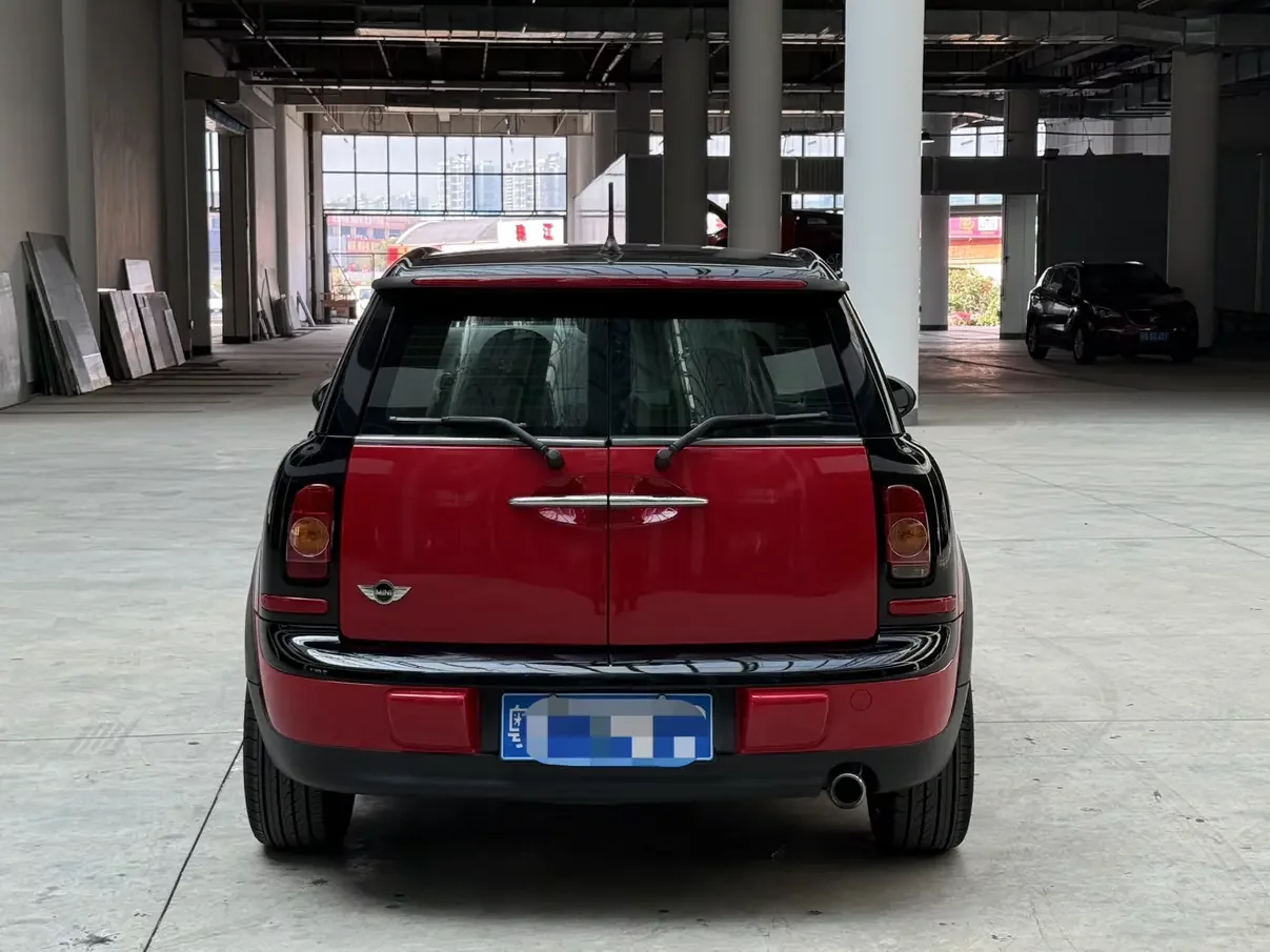 MINI CLUBMAN