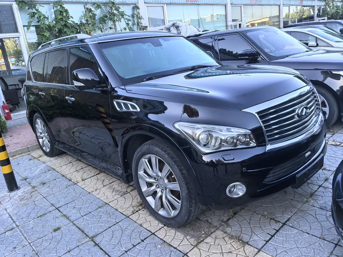 Infiniti QX