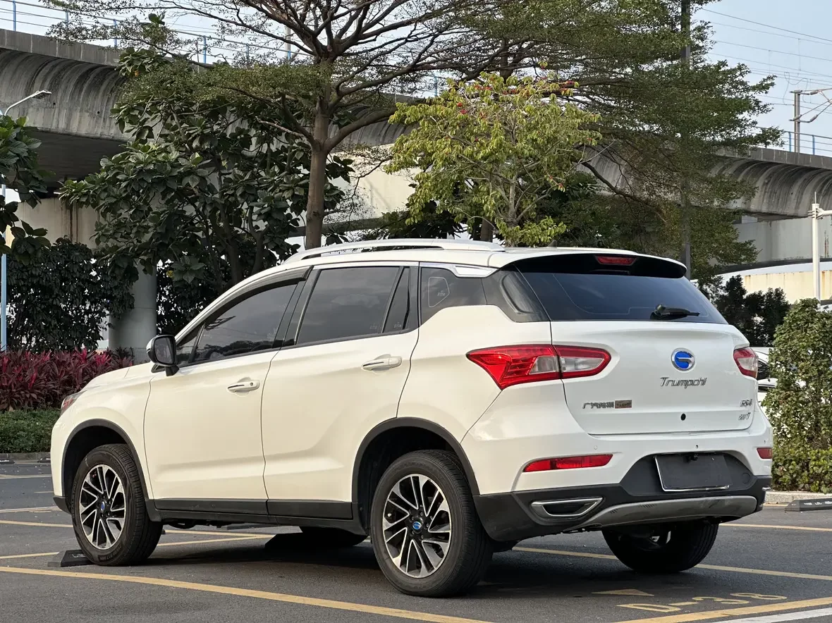 GAC Trumpchi GS4