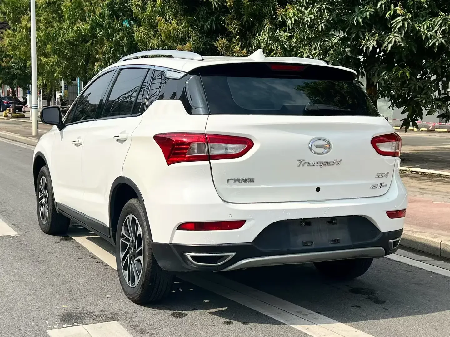 GAC Trumpchi GS4