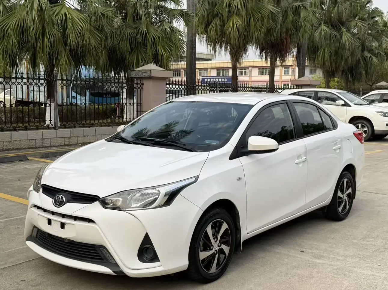 Toyota YARiS L Enjoy
