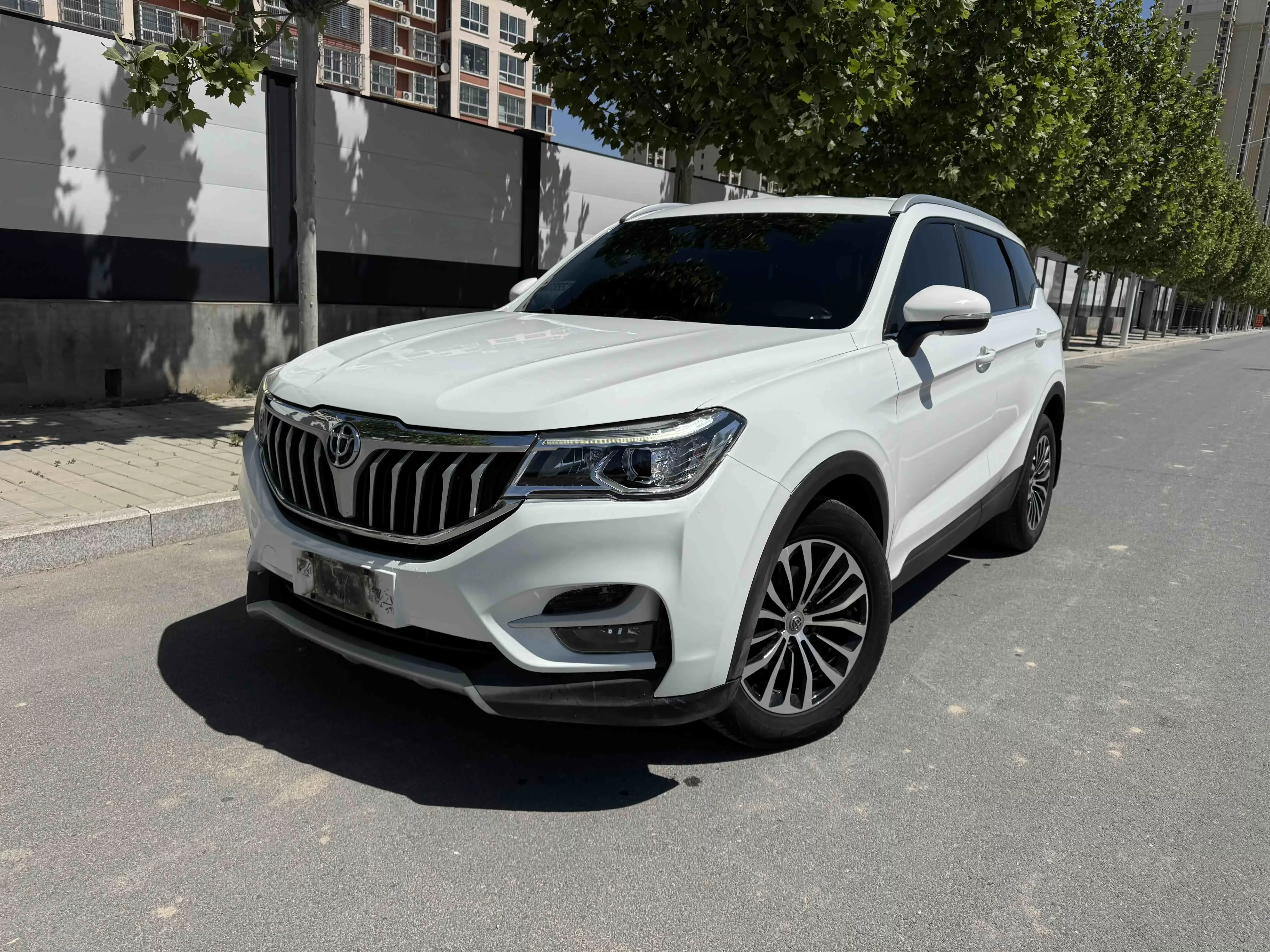Brilliance Zhonghua V6
