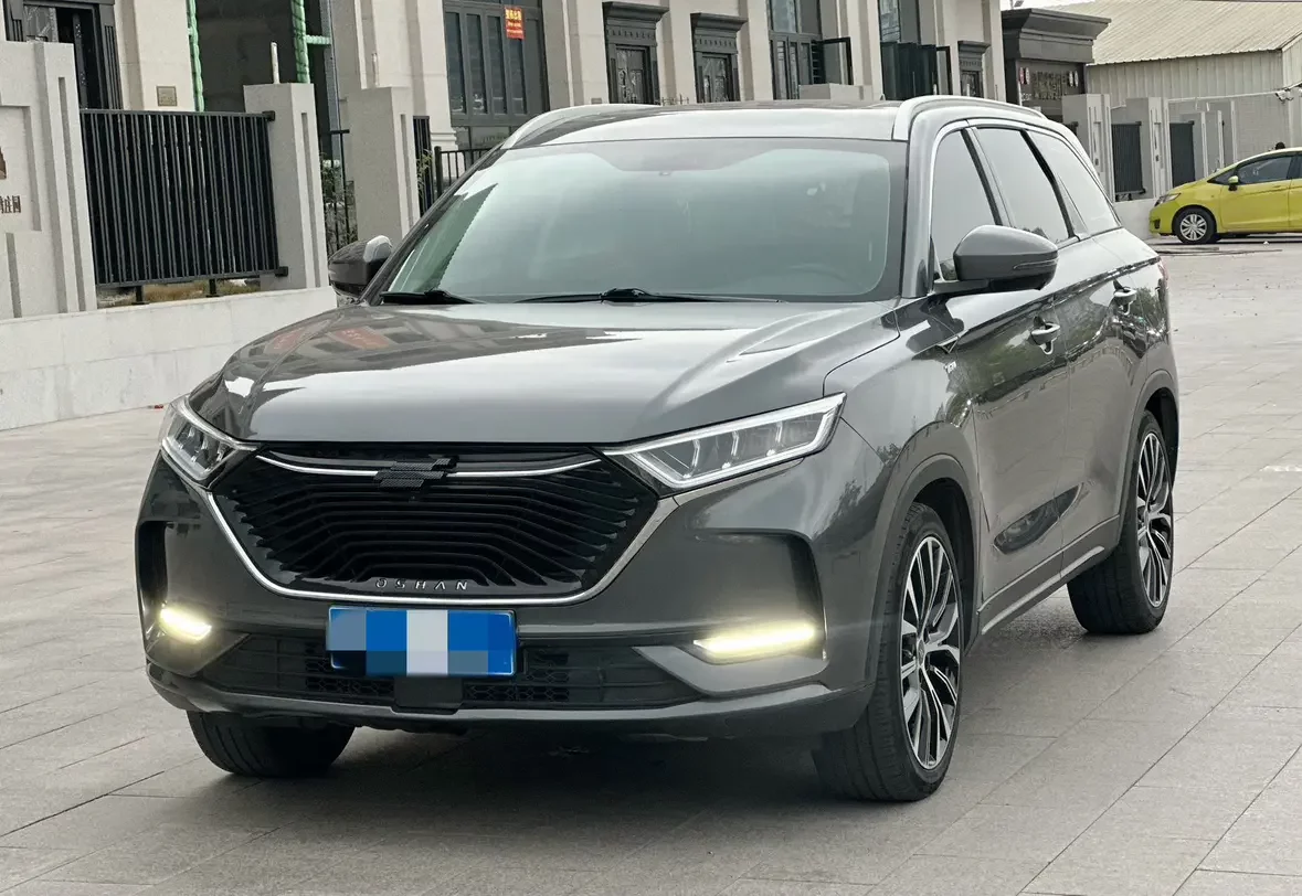 Oshan Changan Auchan X7