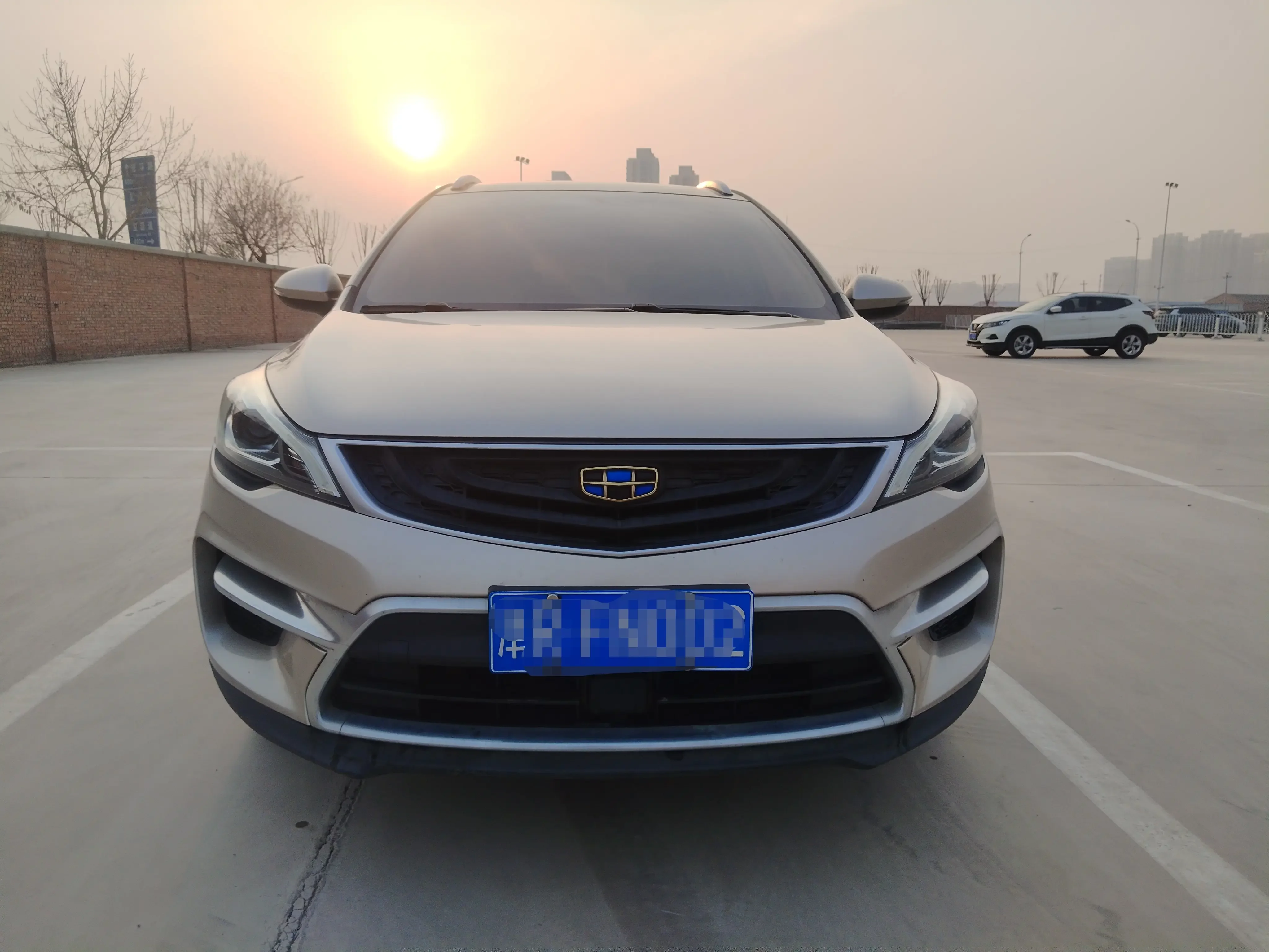 Geely Emgrand GS