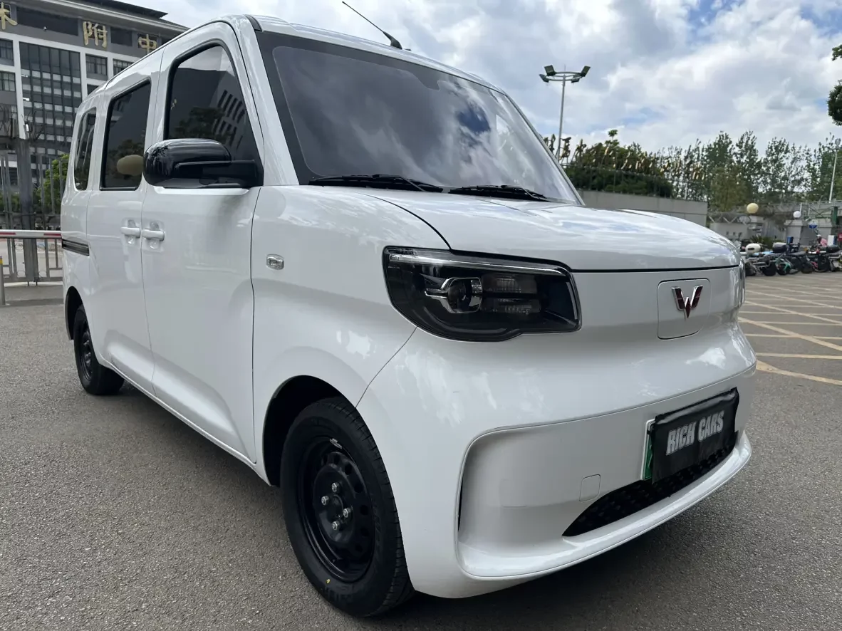 Wuling Zhiguang EV