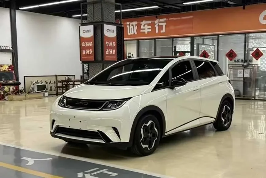 BYD dolphin