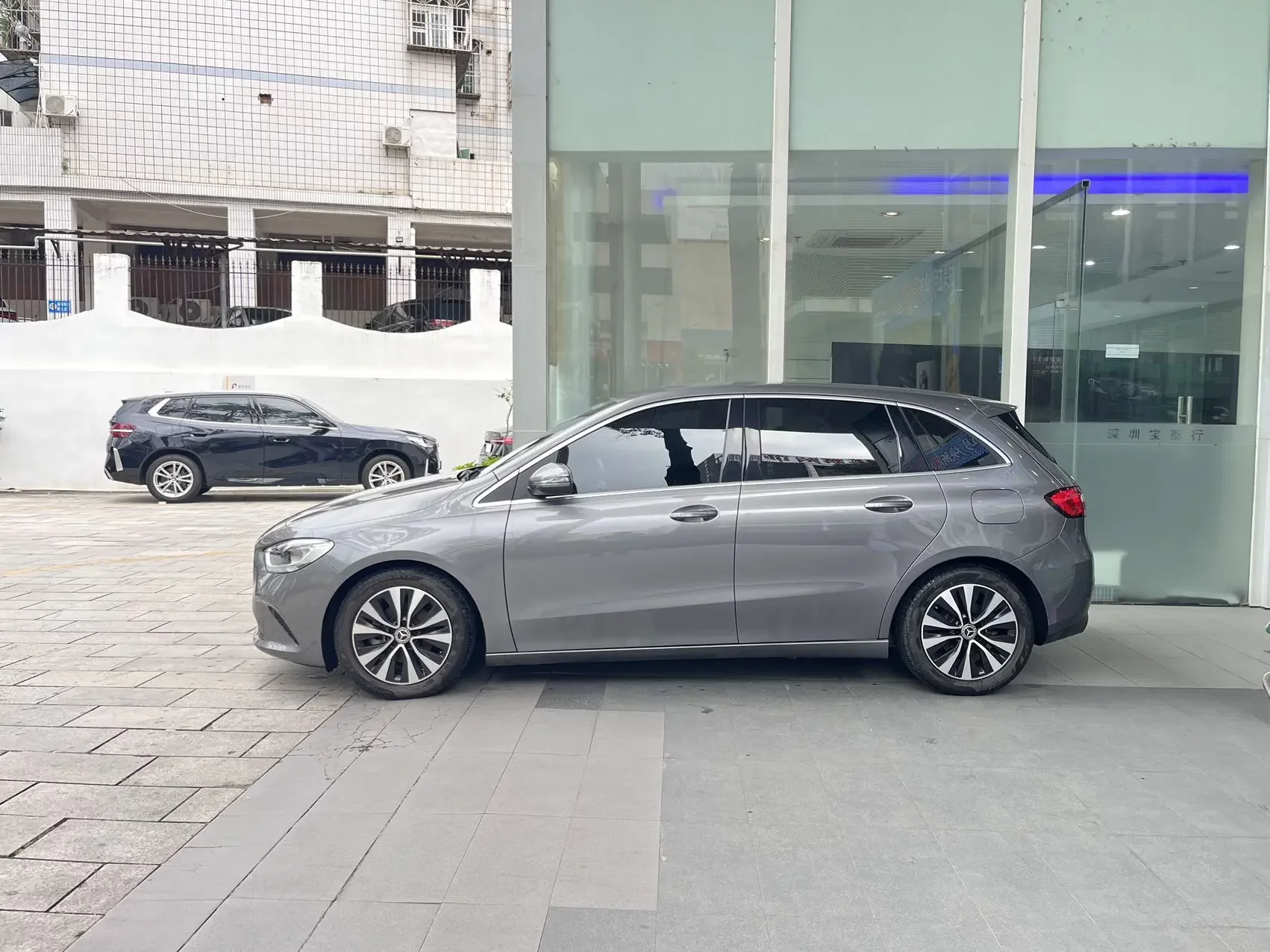 Mercedes-Benz B Class