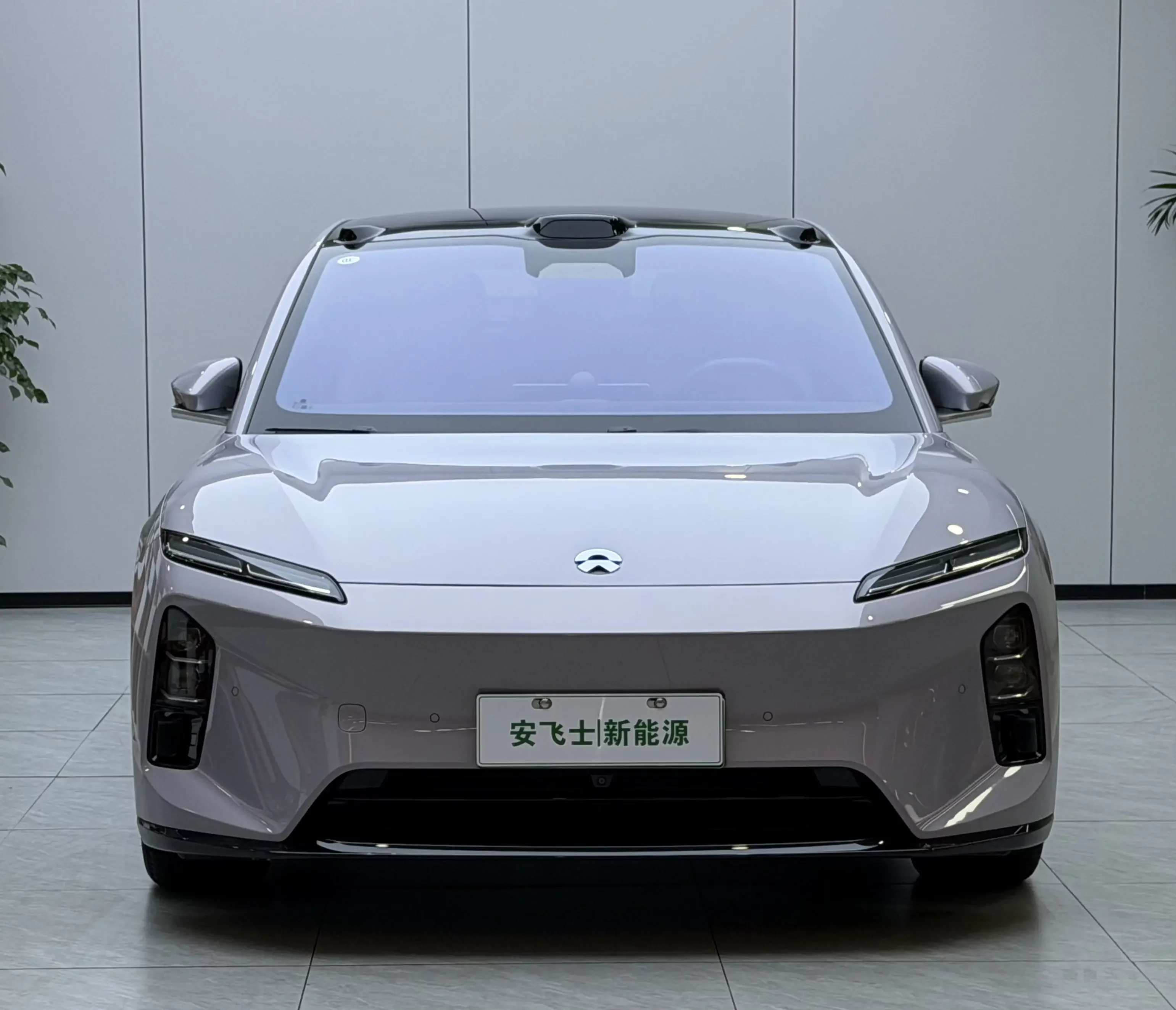 NIO ET5