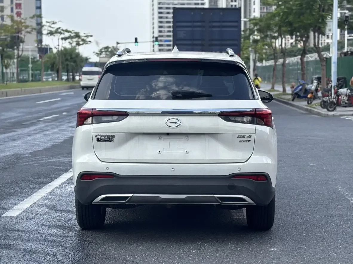 GAC Trumpchi GS4