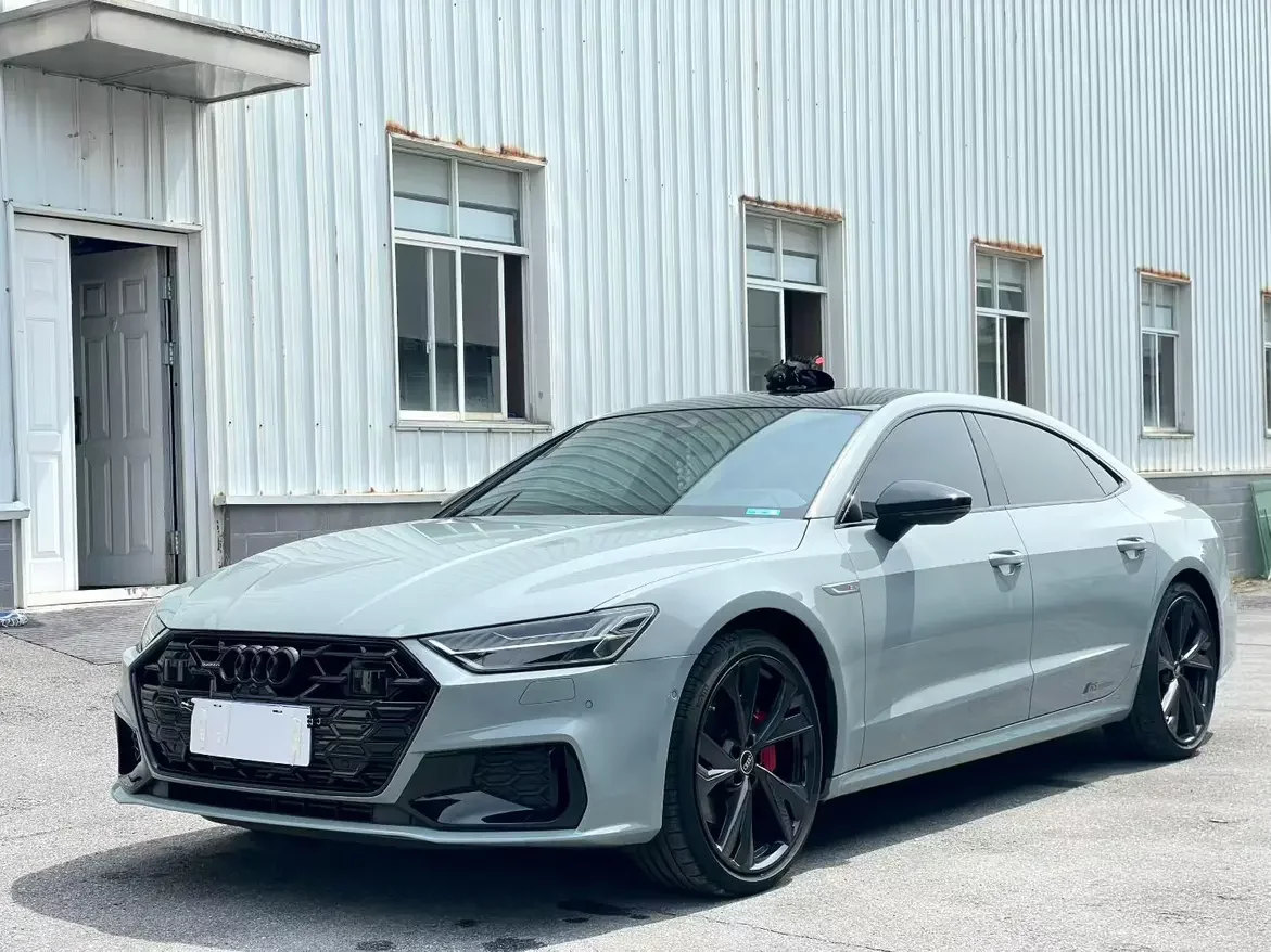 Audi A7L