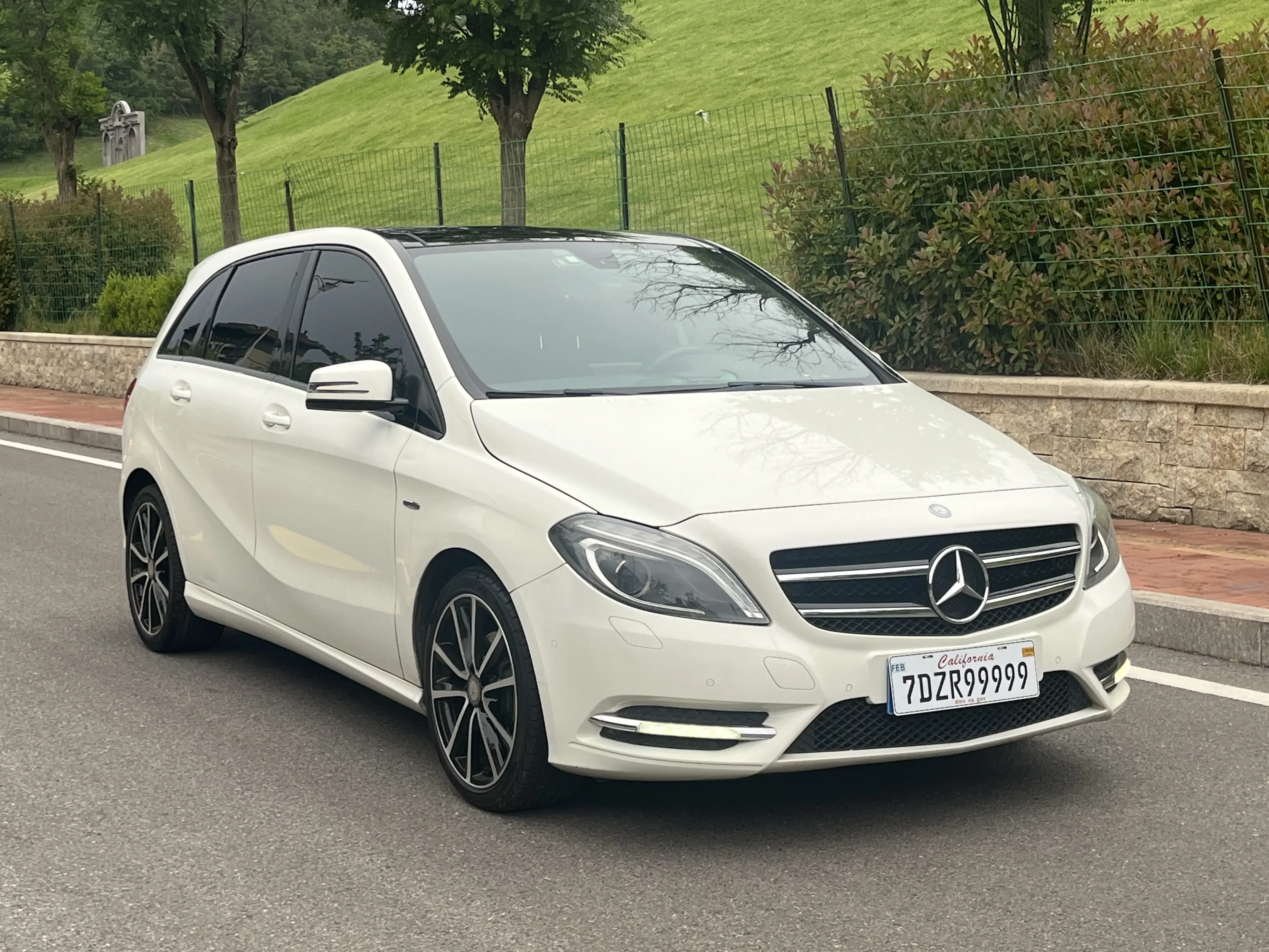 Mercedes-Benz B Class