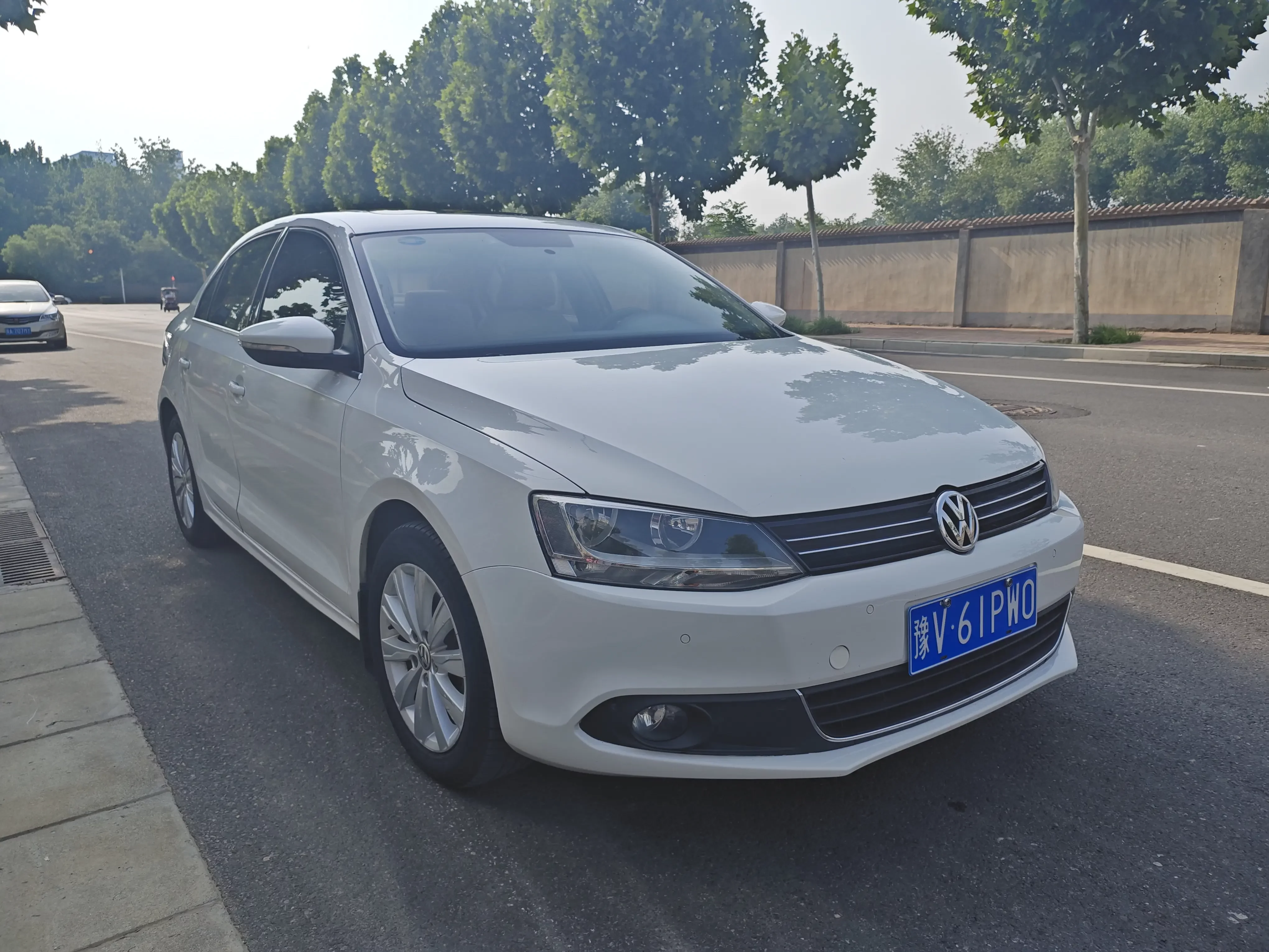 Volkswagen Sagitar