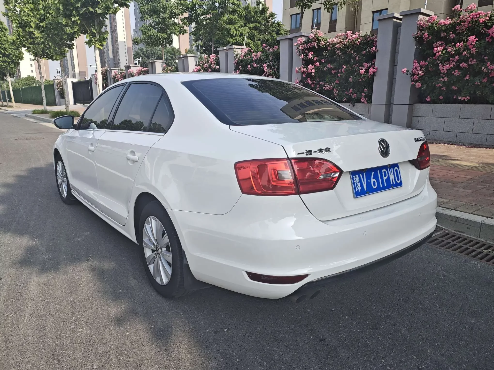 Volkswagen Sagitar