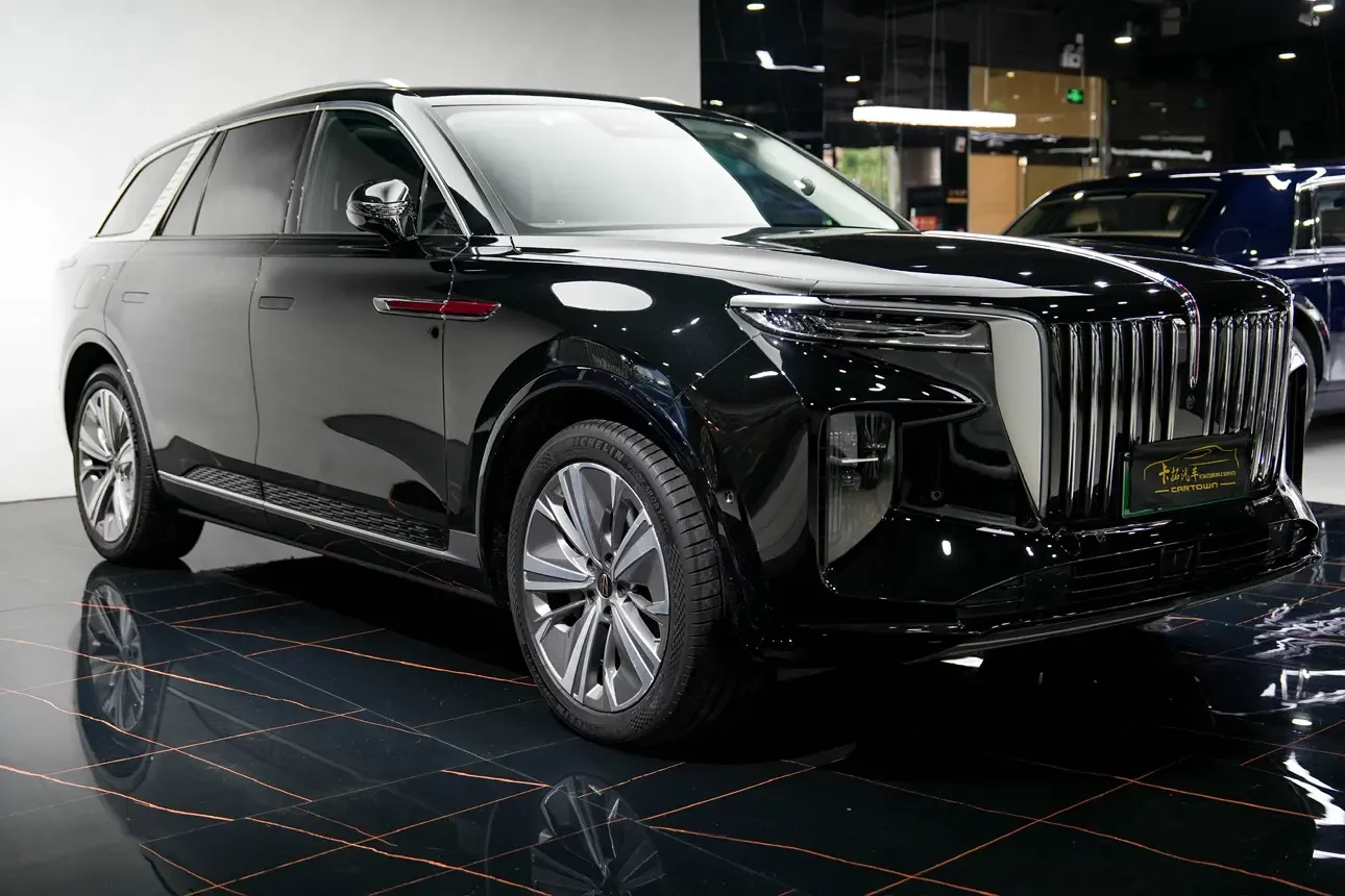 Hongqi E-HS9