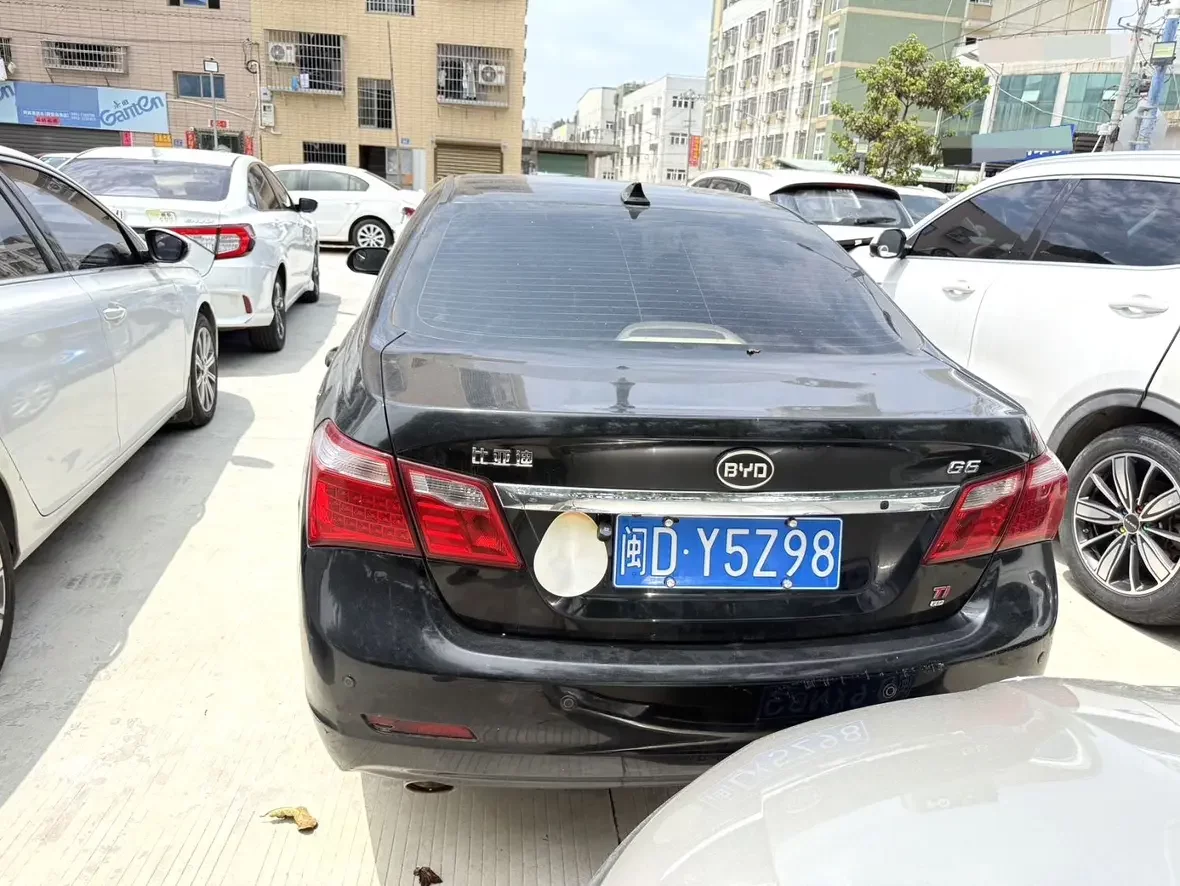 BYD G6