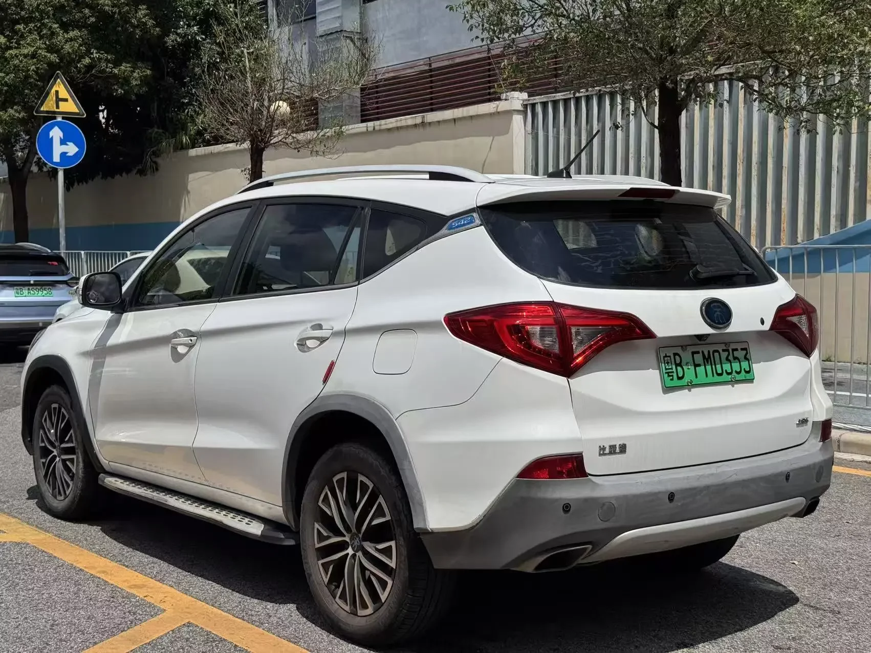 BYD Song DM
