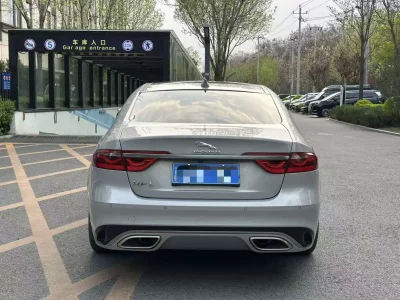 Jaguar XFL