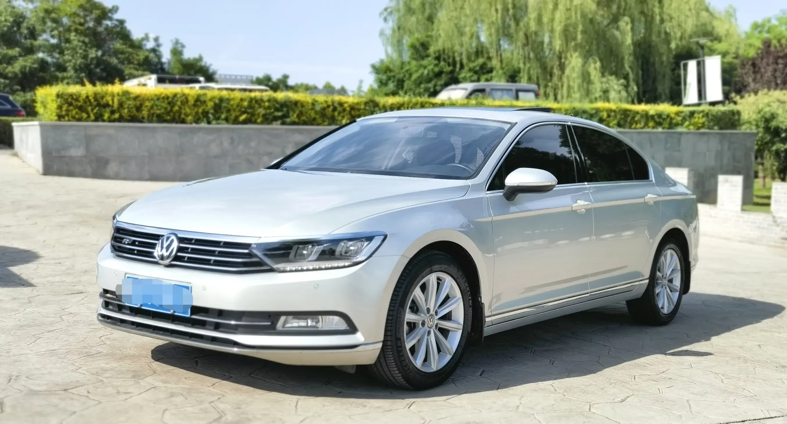 Volkswagen Magotan