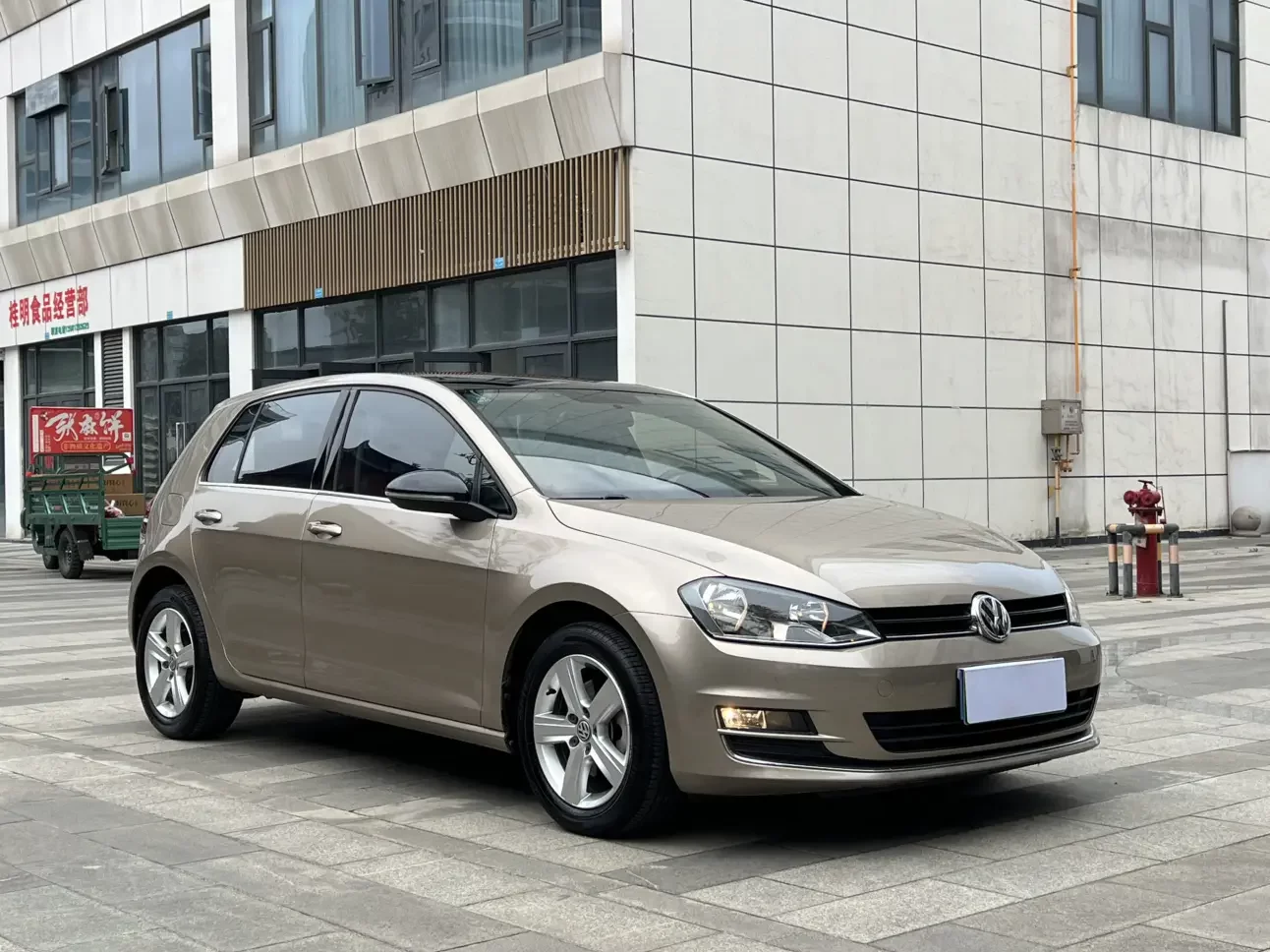 Volkswagen Golf