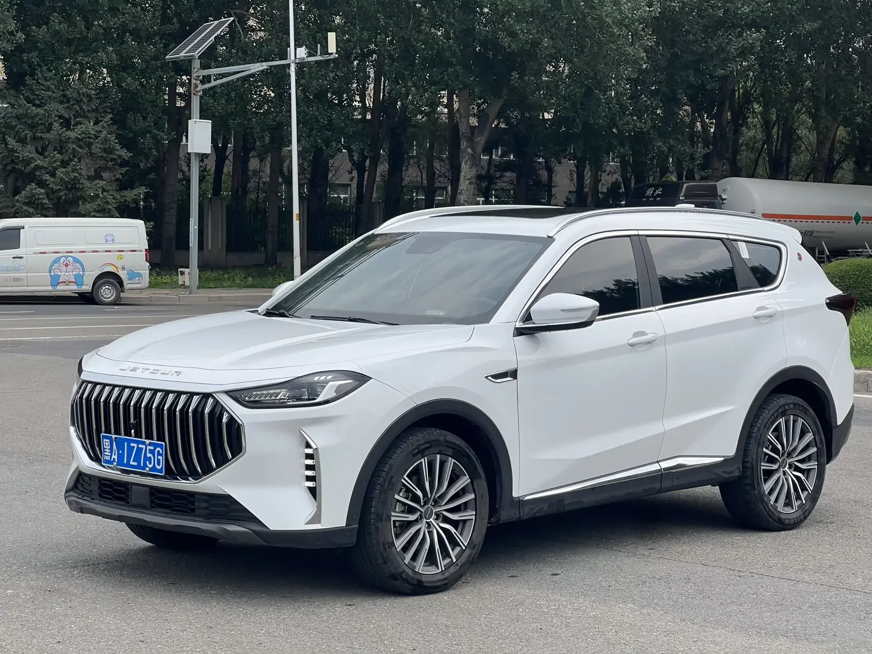 JETOUR JIETU X70 PLUS