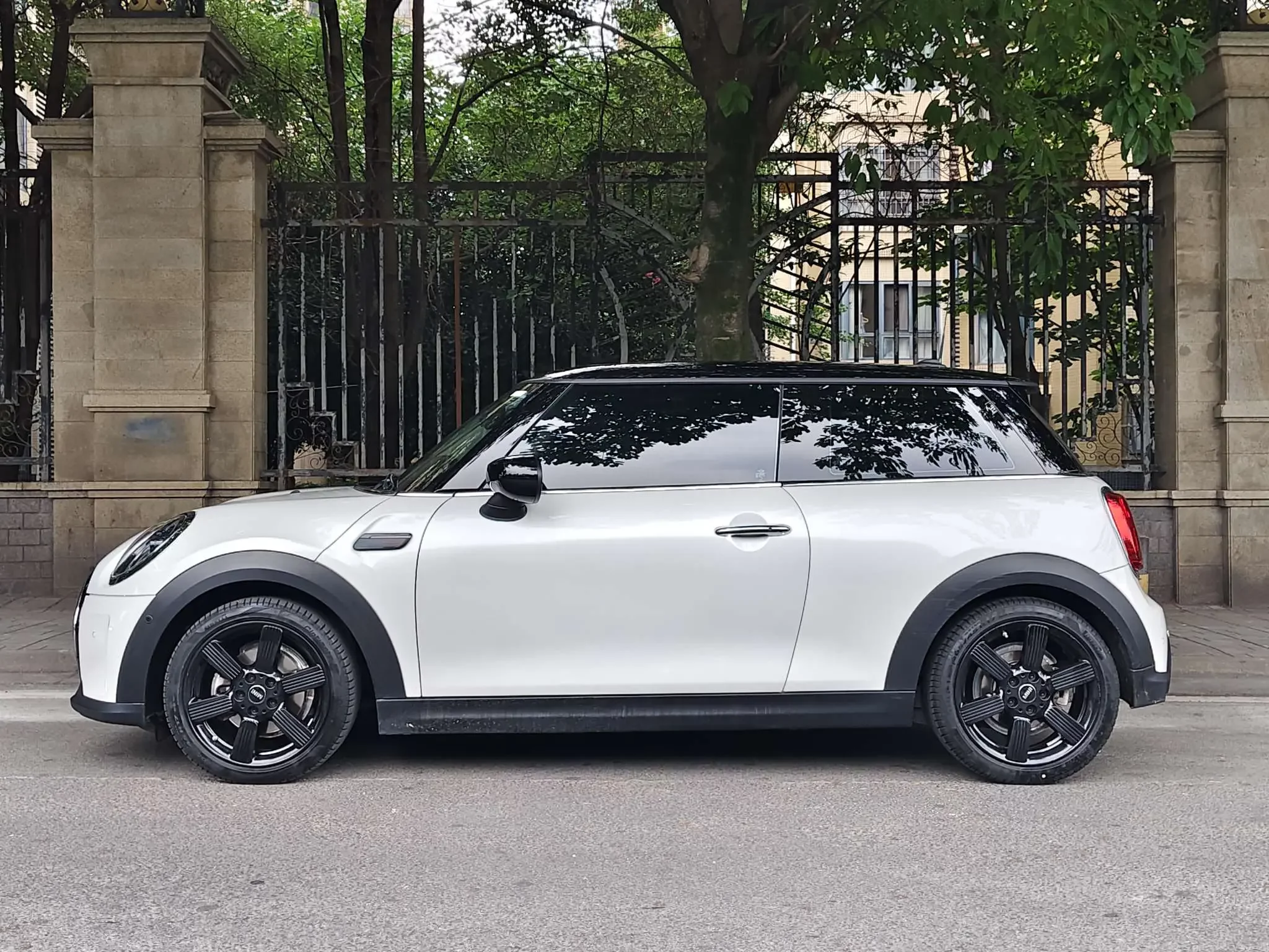 MINI MINI