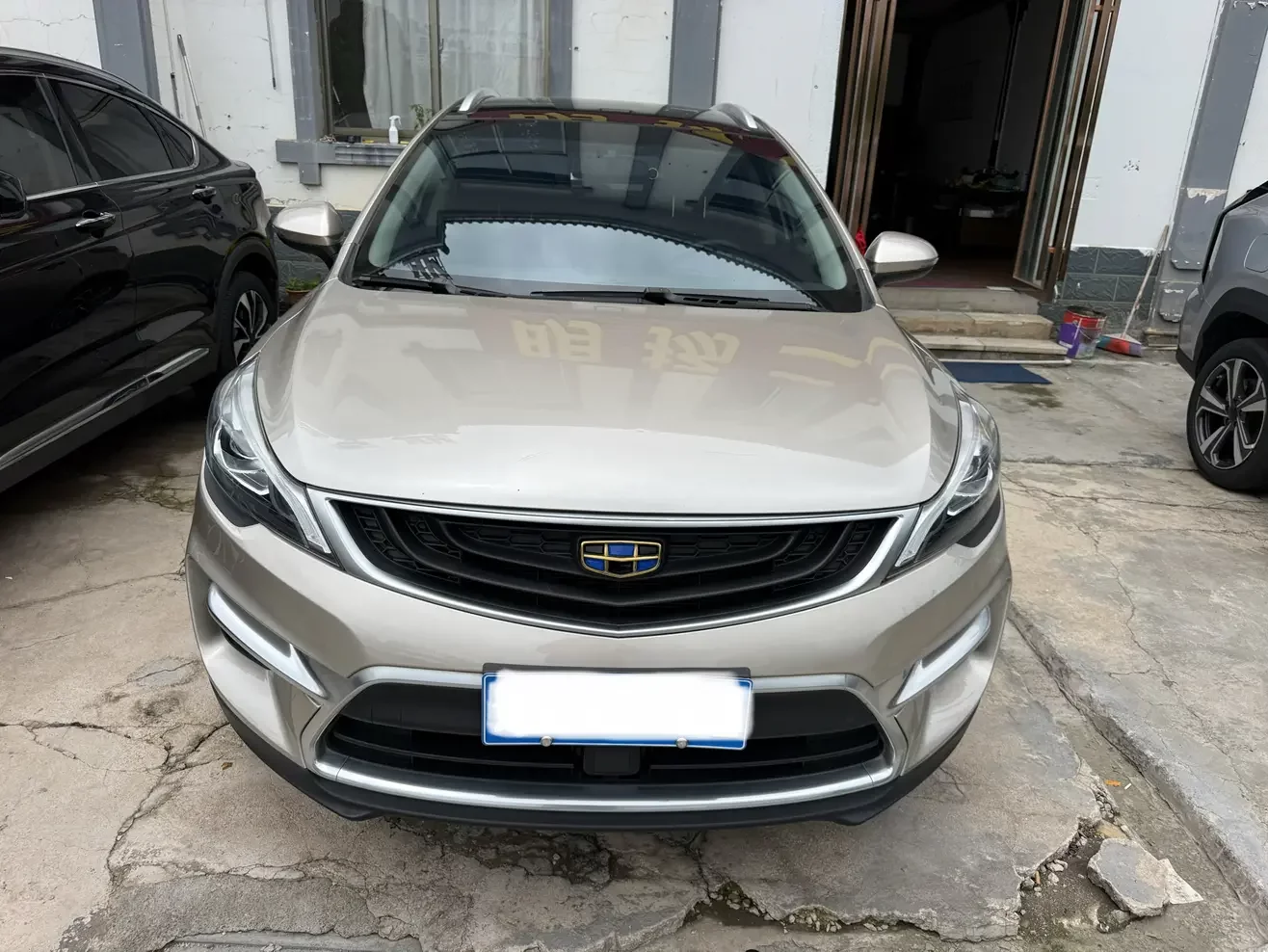 Geely Emgrand GS