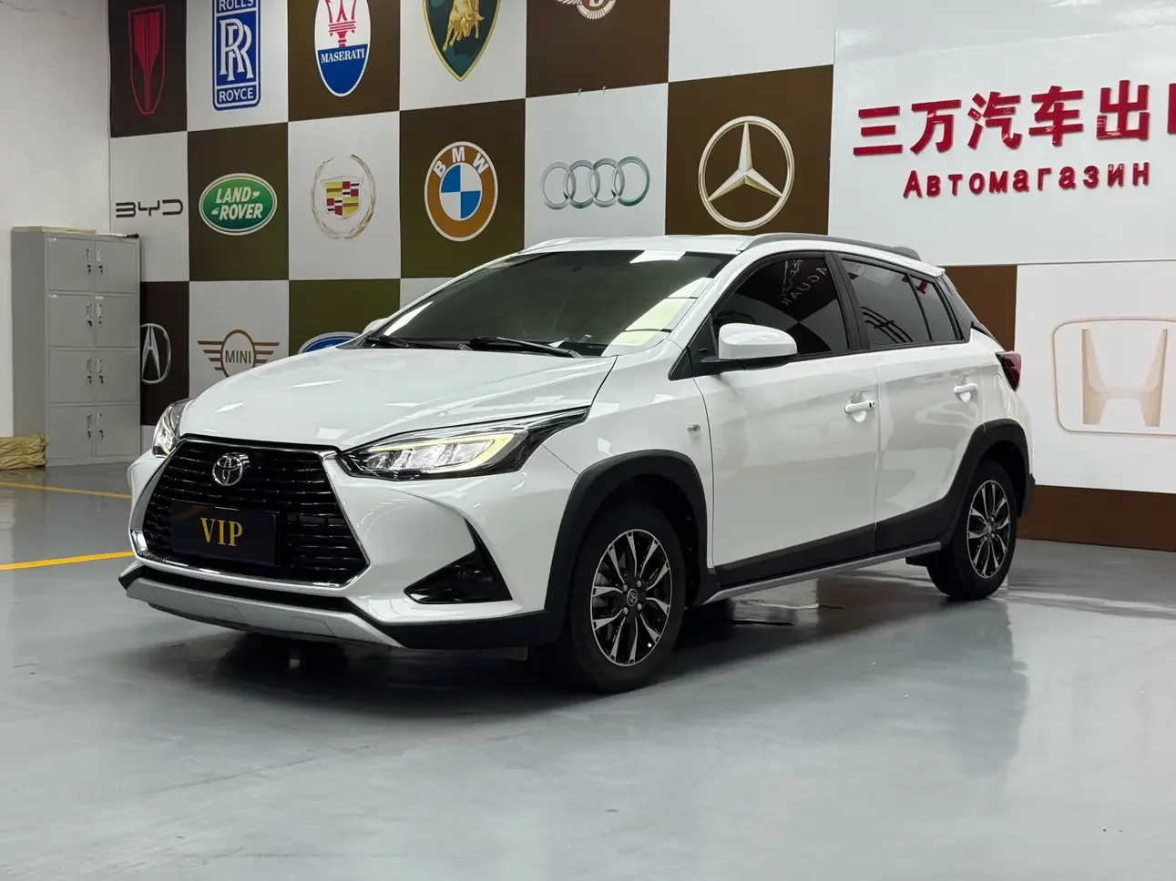 Toyota Yaris L
