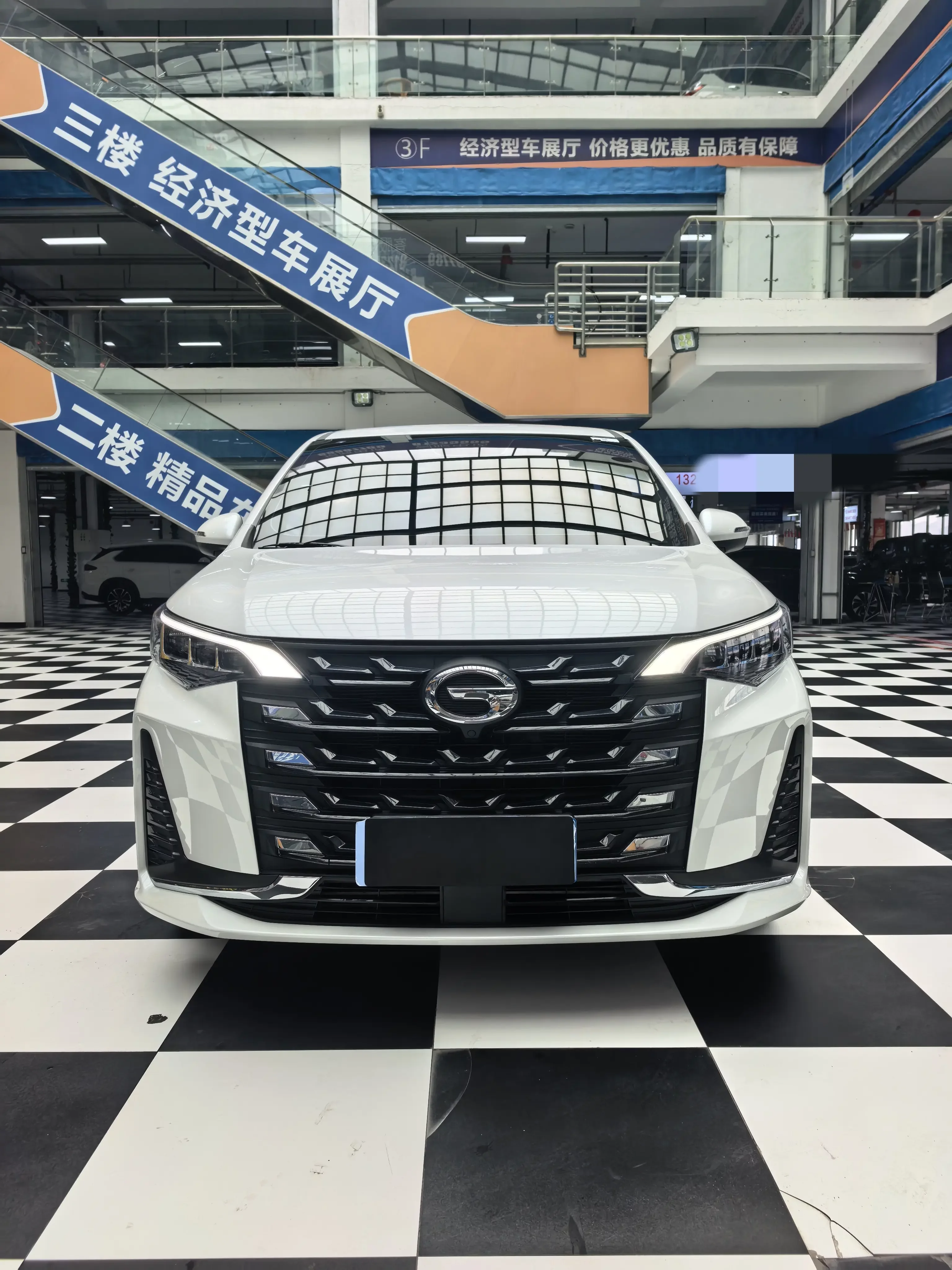 GAC Trumpchi M6