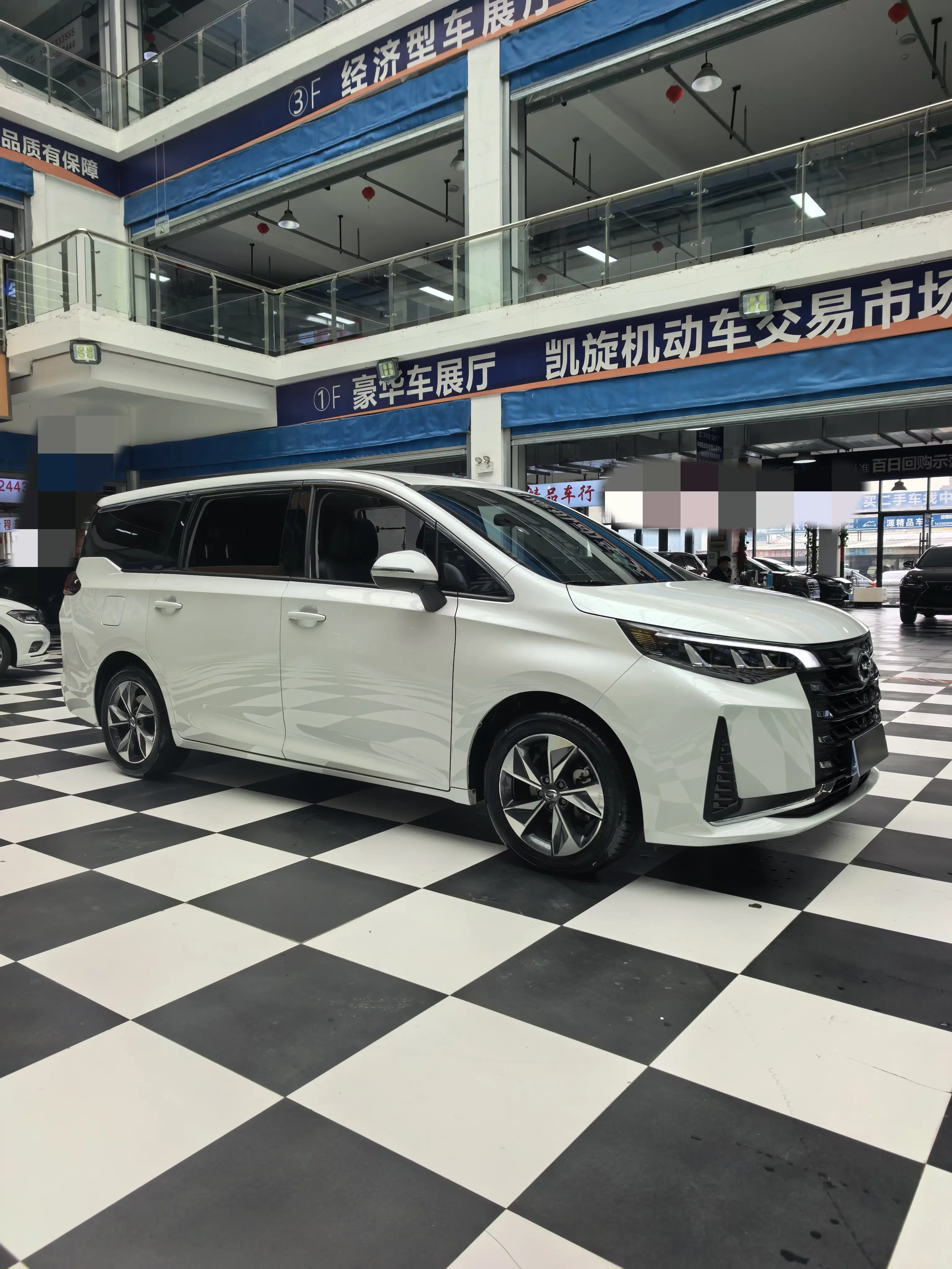 GAC Trumpchi M6
