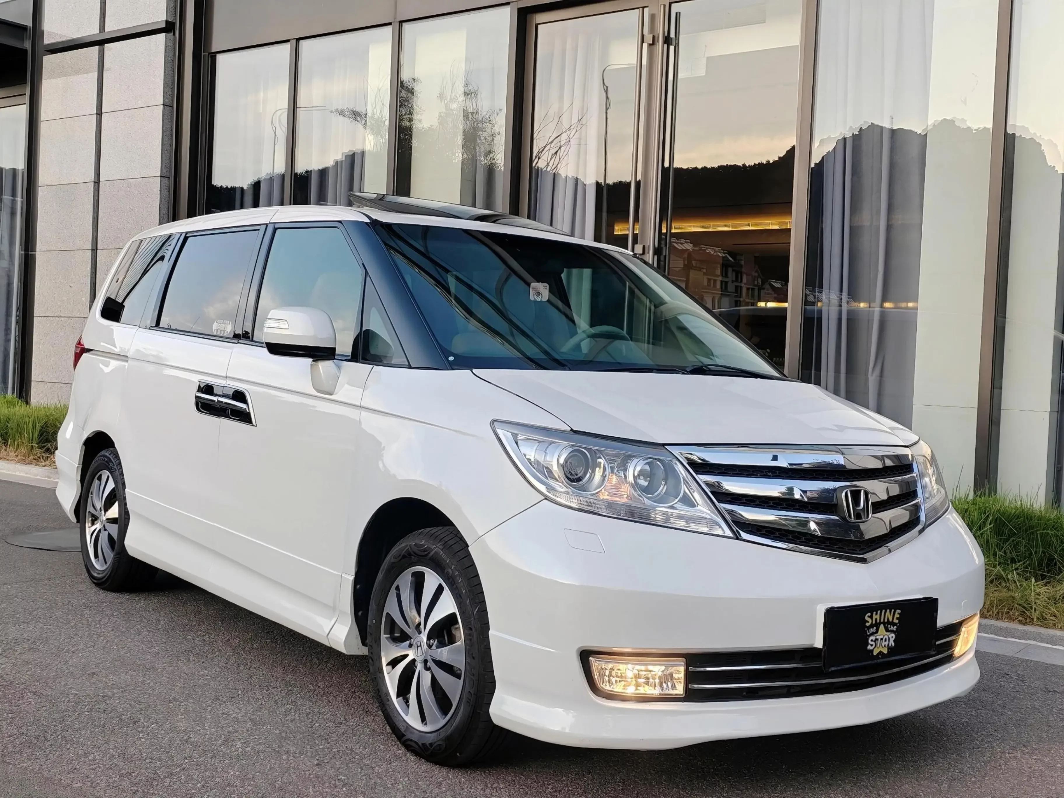 Honda Elysion