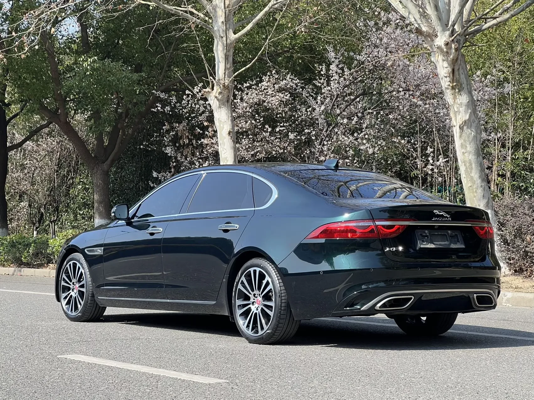 Jaguar XFL