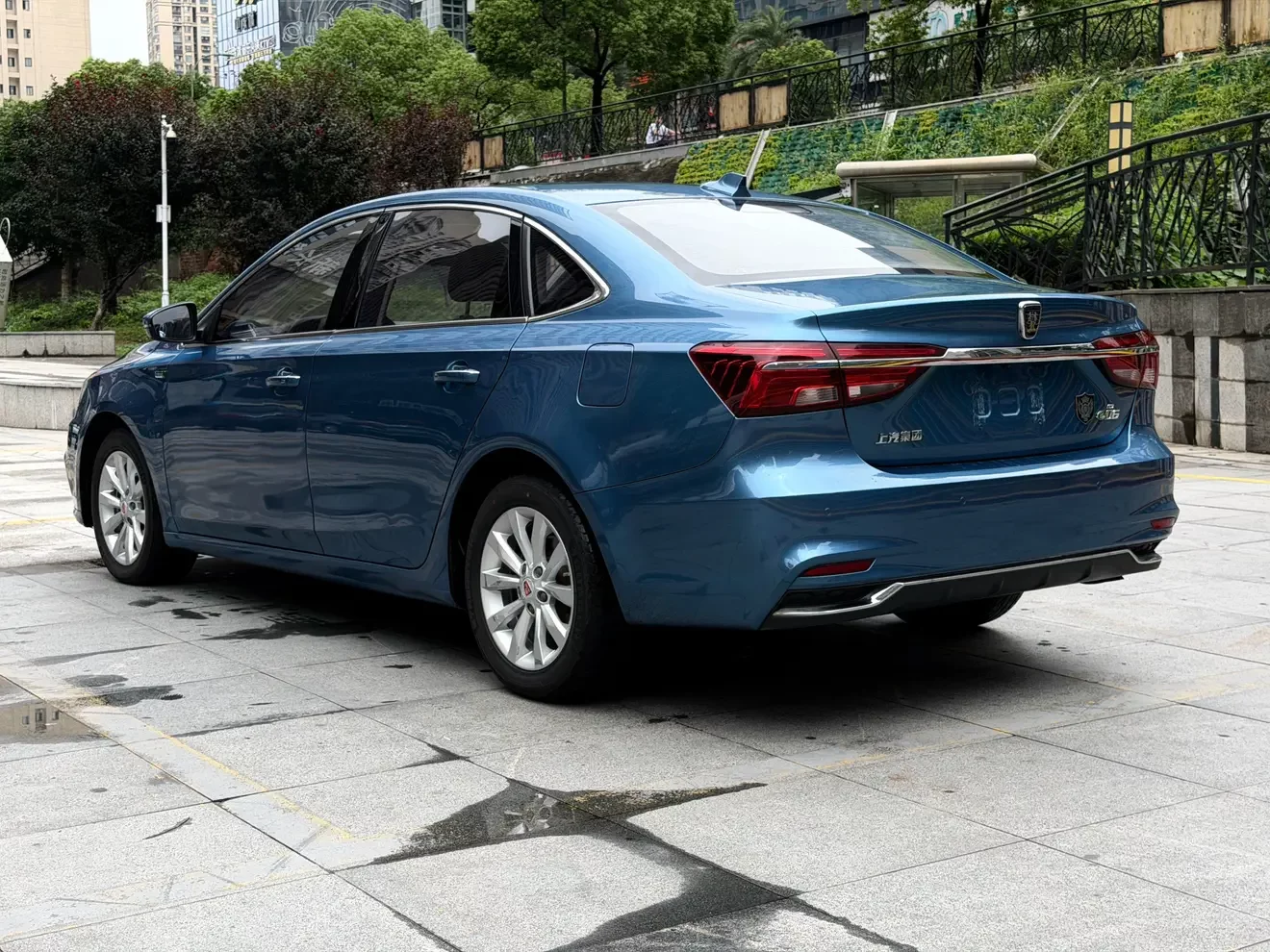 Roewe ei6